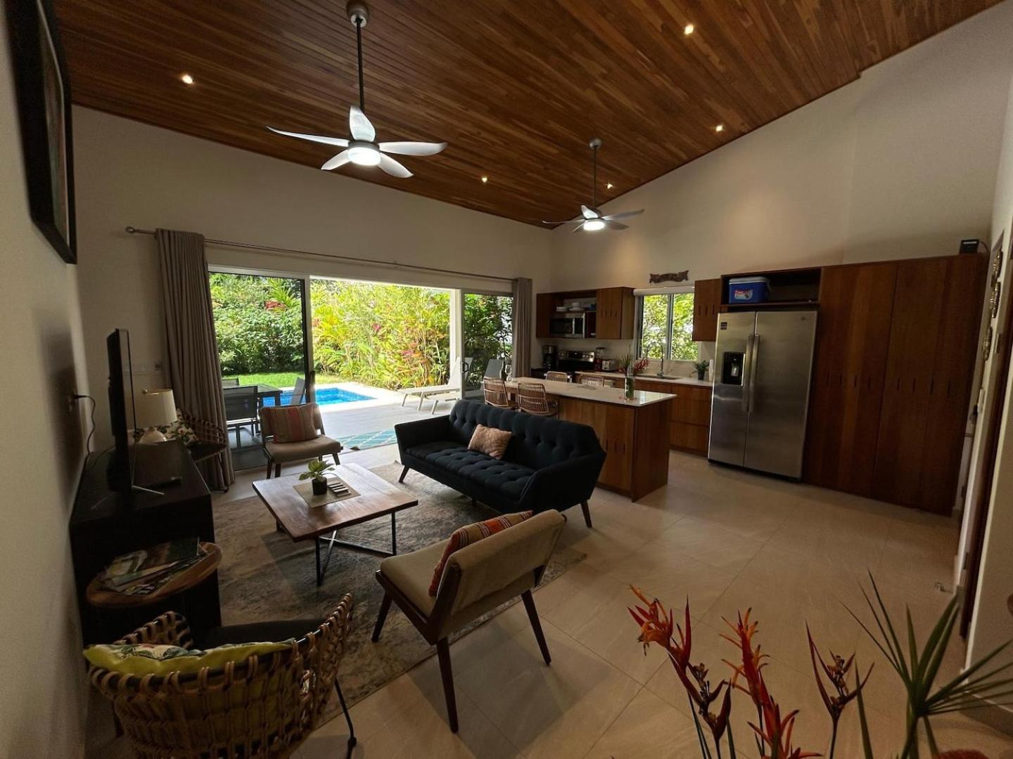 Villa Mariposa - Ojochal, Close To Everything