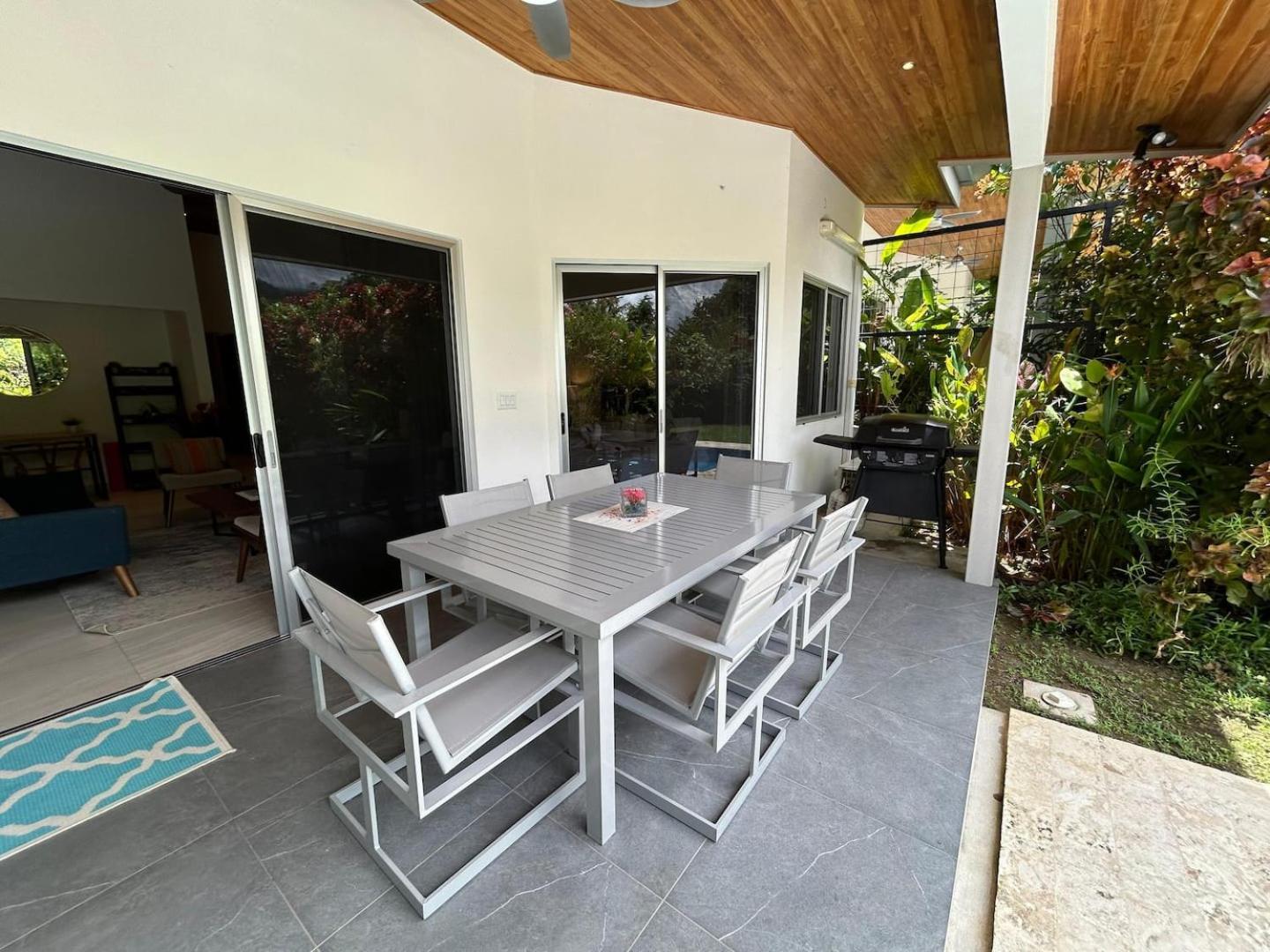 Villa Mariposa - Ojochal, Close To Everything