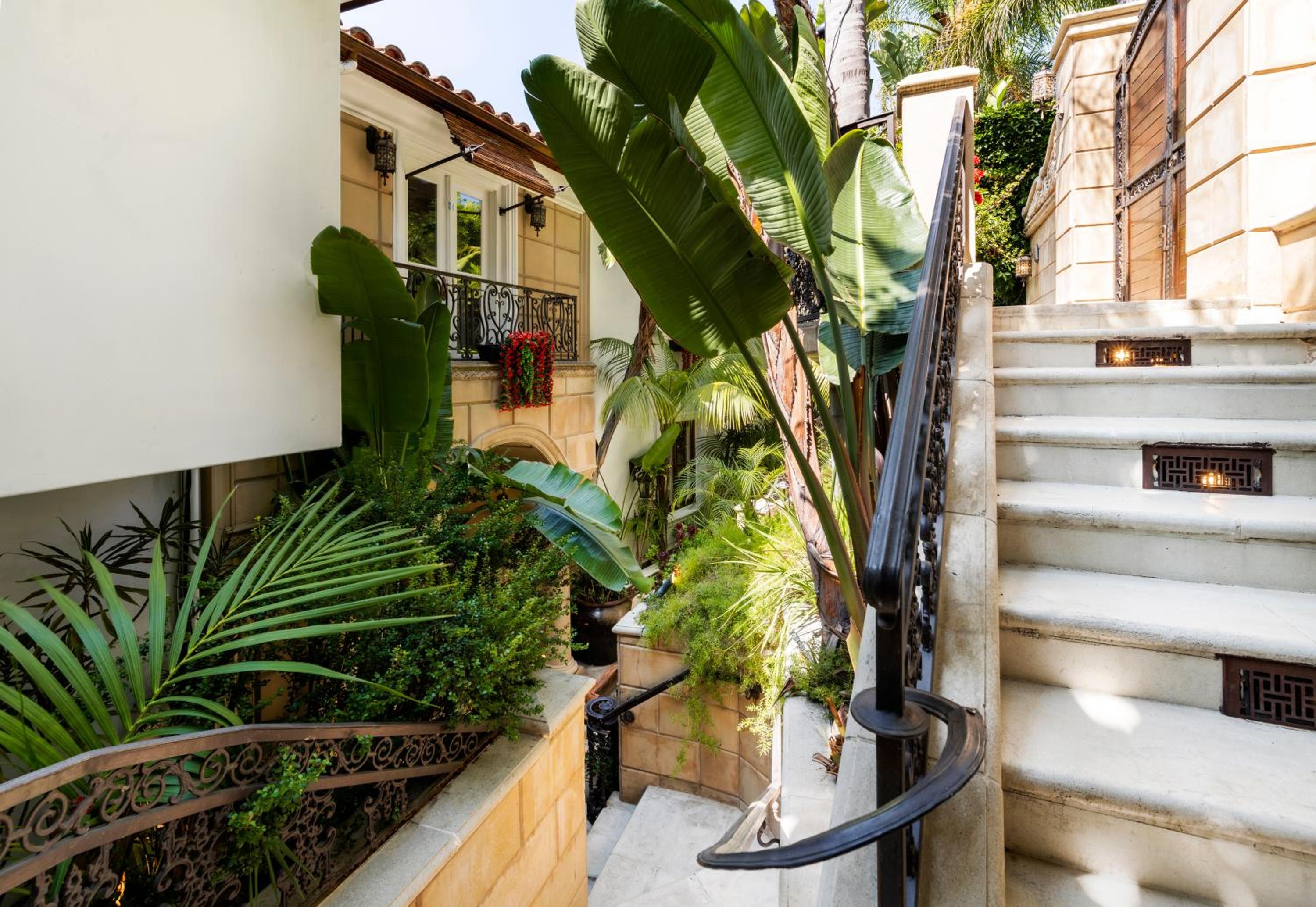 Luxury Bel Air Villa Heated Pool Panoramic Views 6 Bedrooms