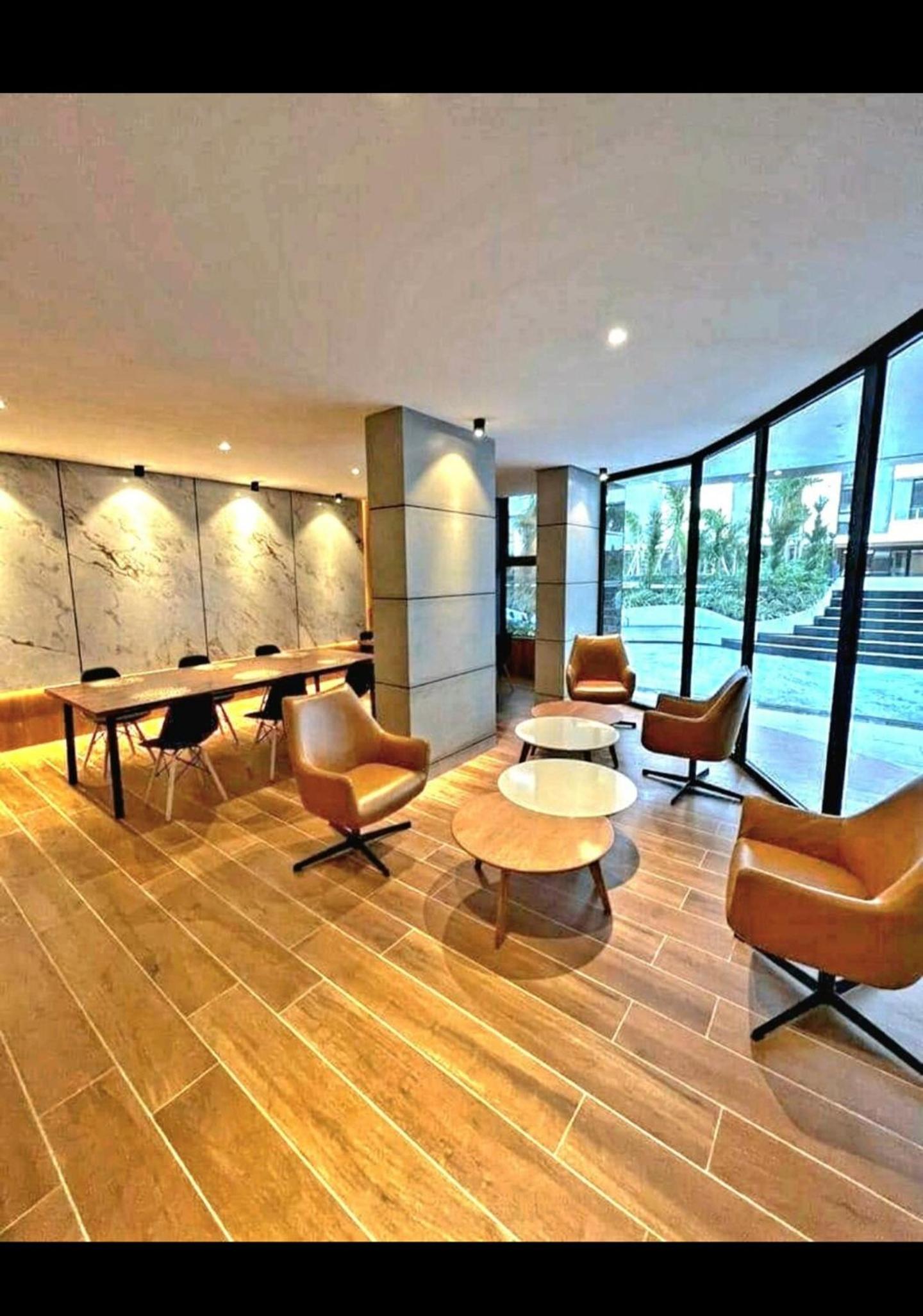3 habitaciones con balcon linda vista