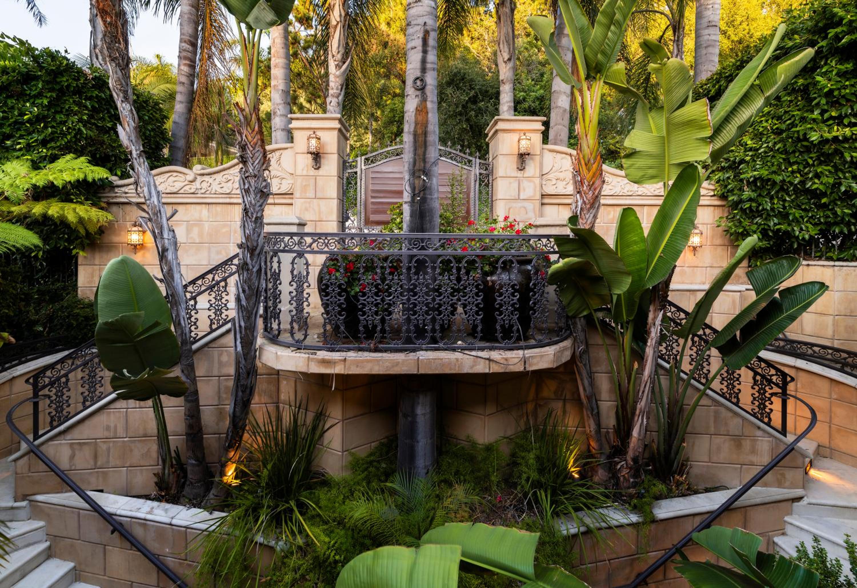 Luxury Bel Air Villa Heated Pool Panoramic Views 6 Bedrooms