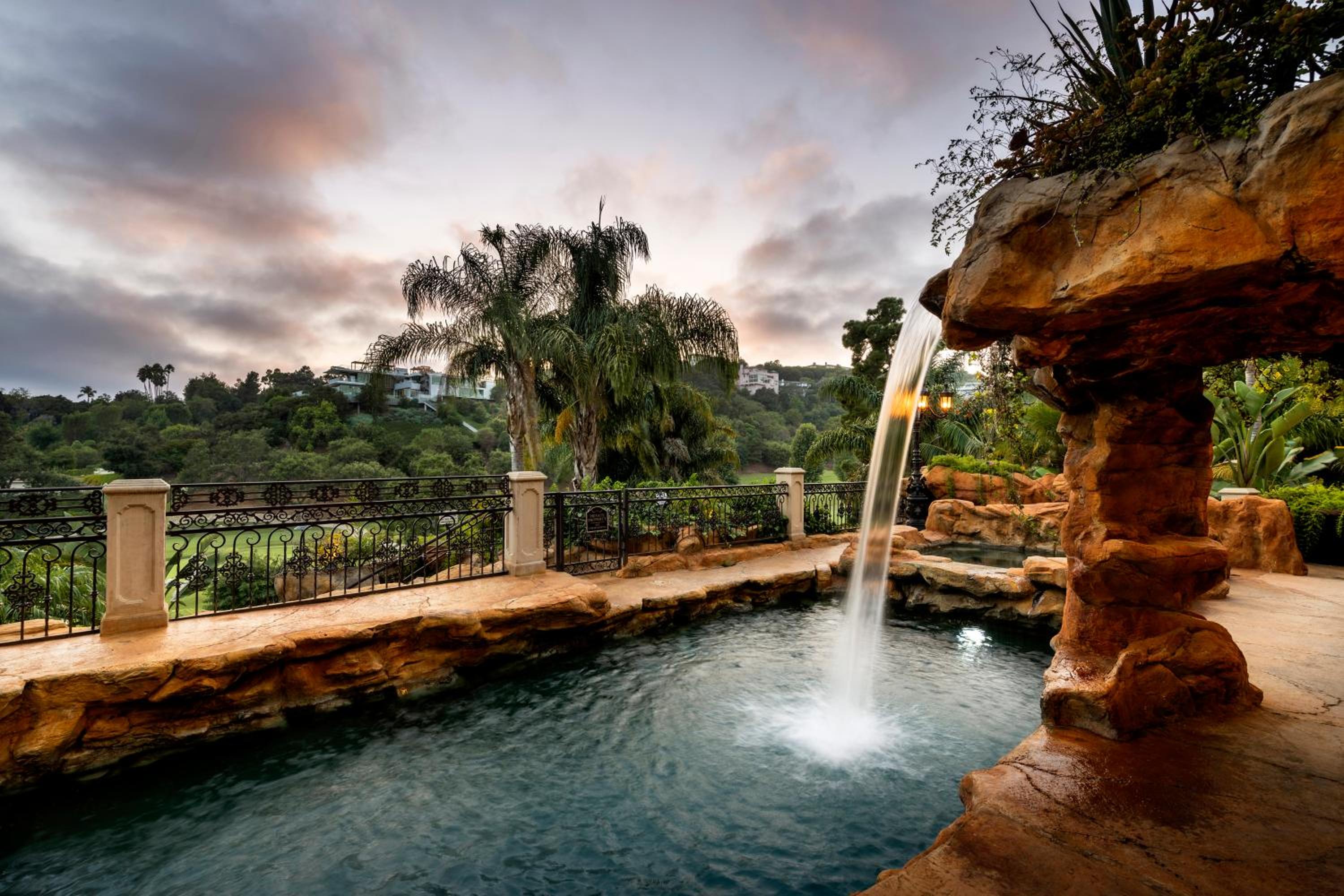Luxury Bel Air Villa Heated Pool Panoramic Views 6 Bedrooms