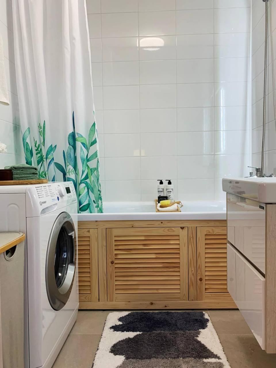 SUPER COMFORTABLE APARTMENTs