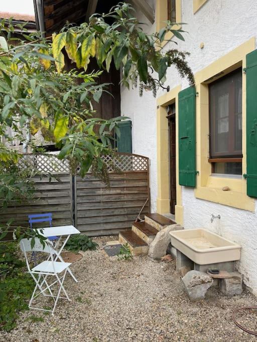 Petit appartement au rez