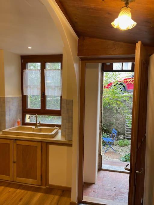 Petit appartement au rez