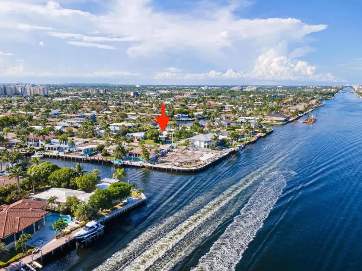 Adorable Villa with water front in Pompano view 5