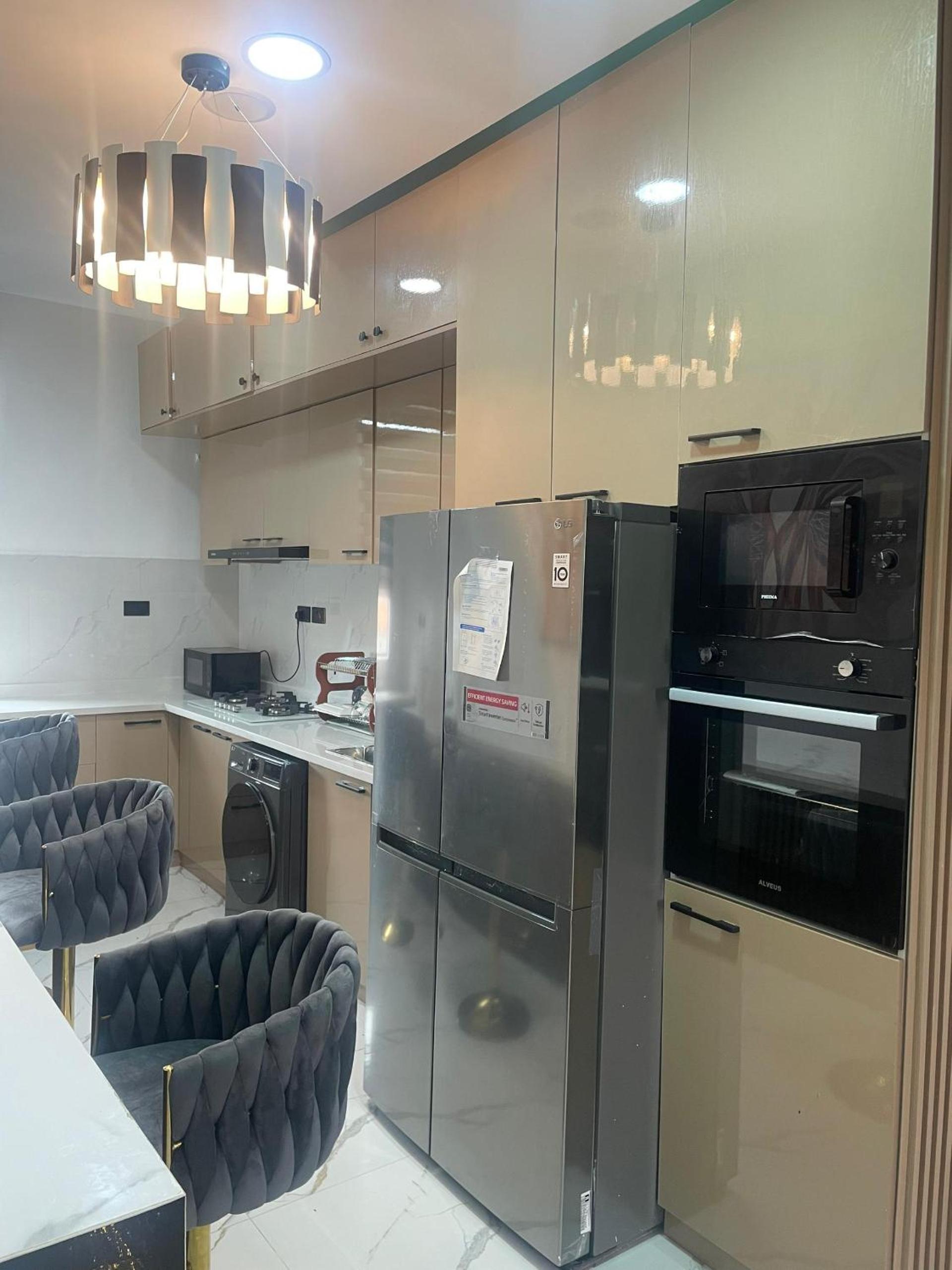 Bloom manor apartments by 7th generation view 4