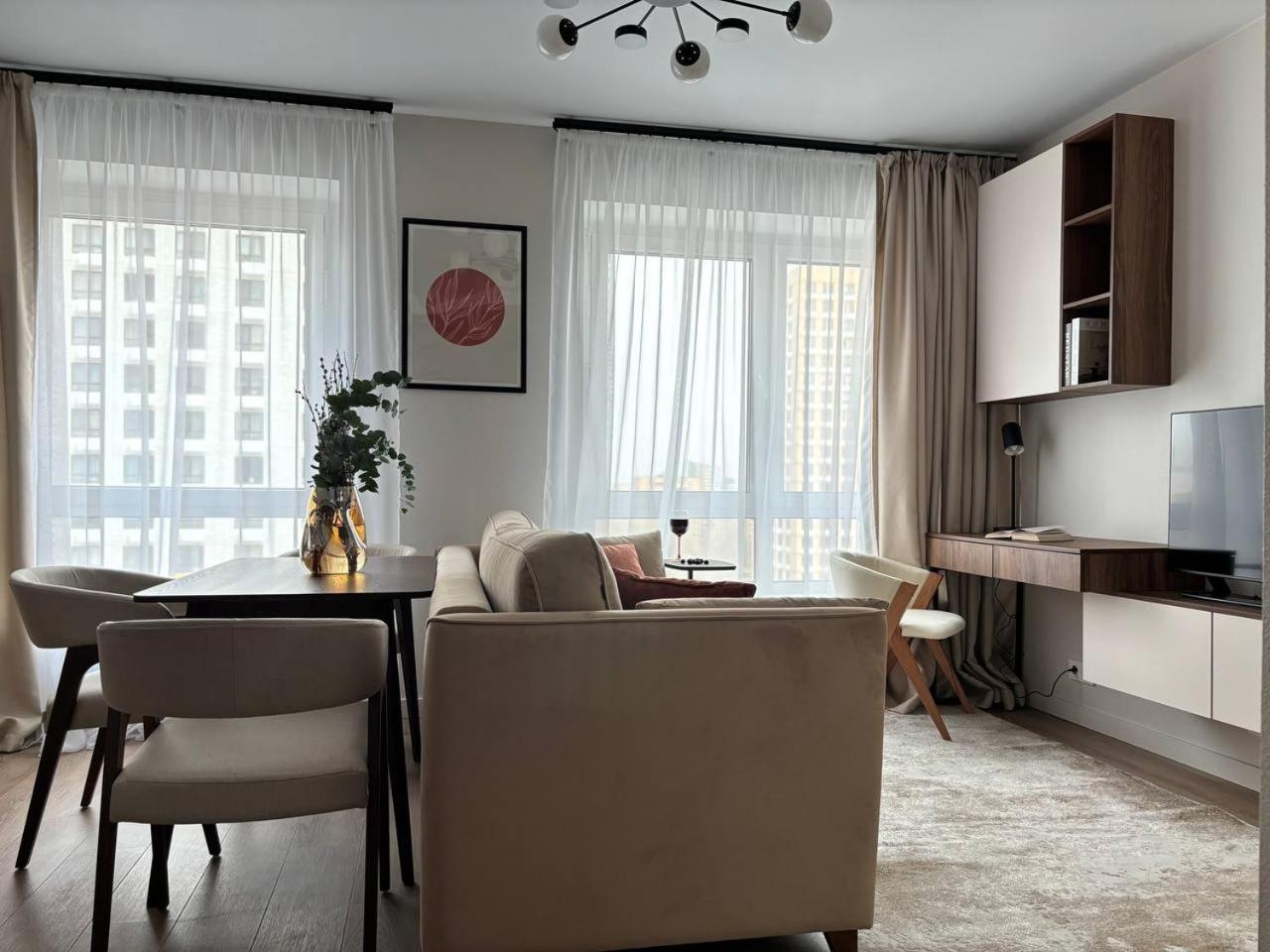 FASHIONABLE APARTMENT Of ALMATY