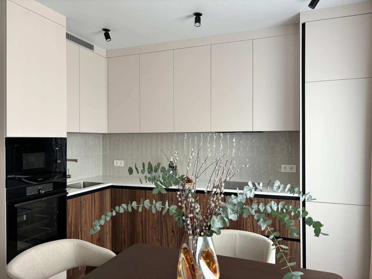 FASHIONABLE APARTMENT Of ALMATY