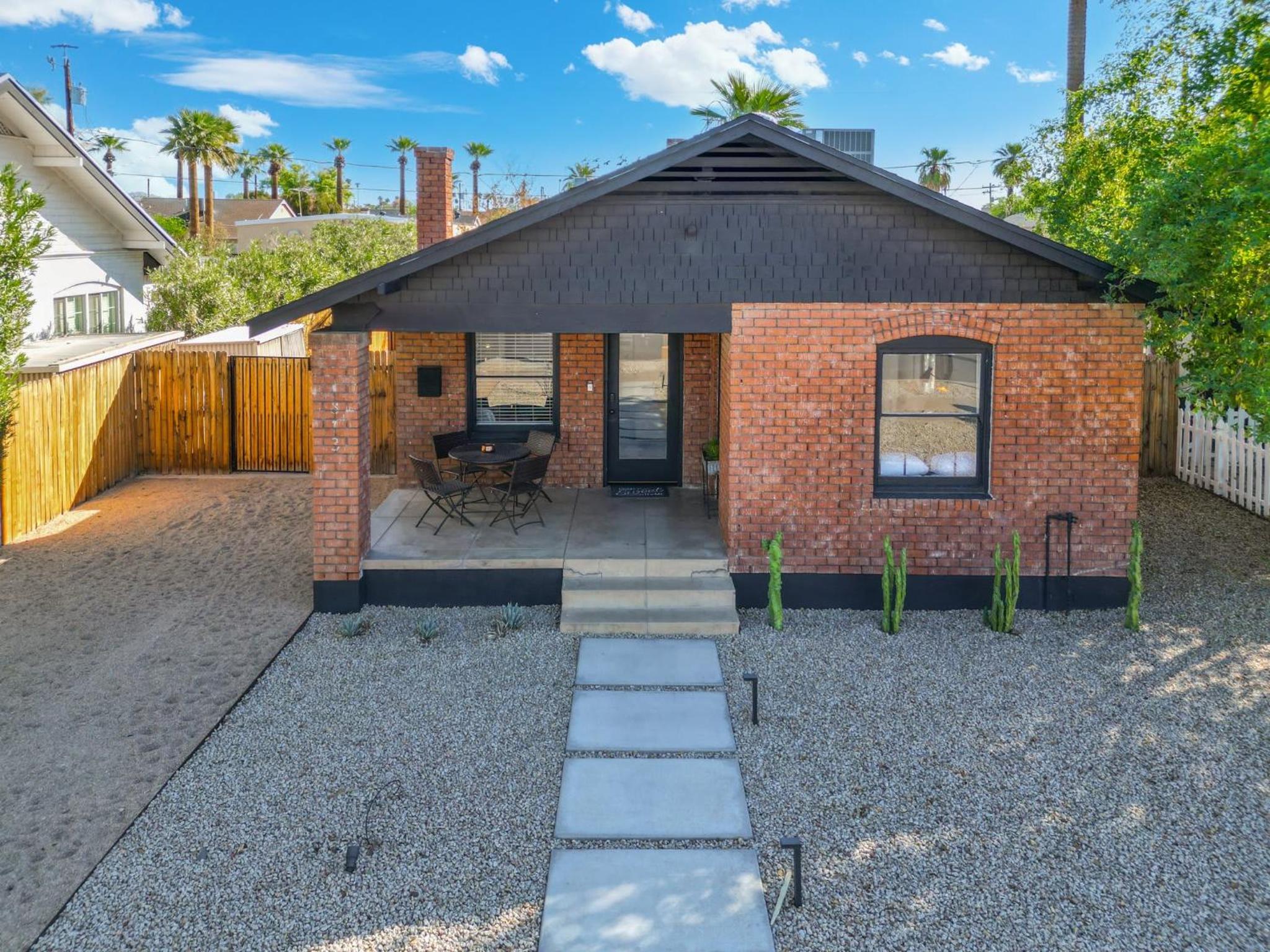 Coronado Casa Roosevelt Row Papago Dog Friendly view 4