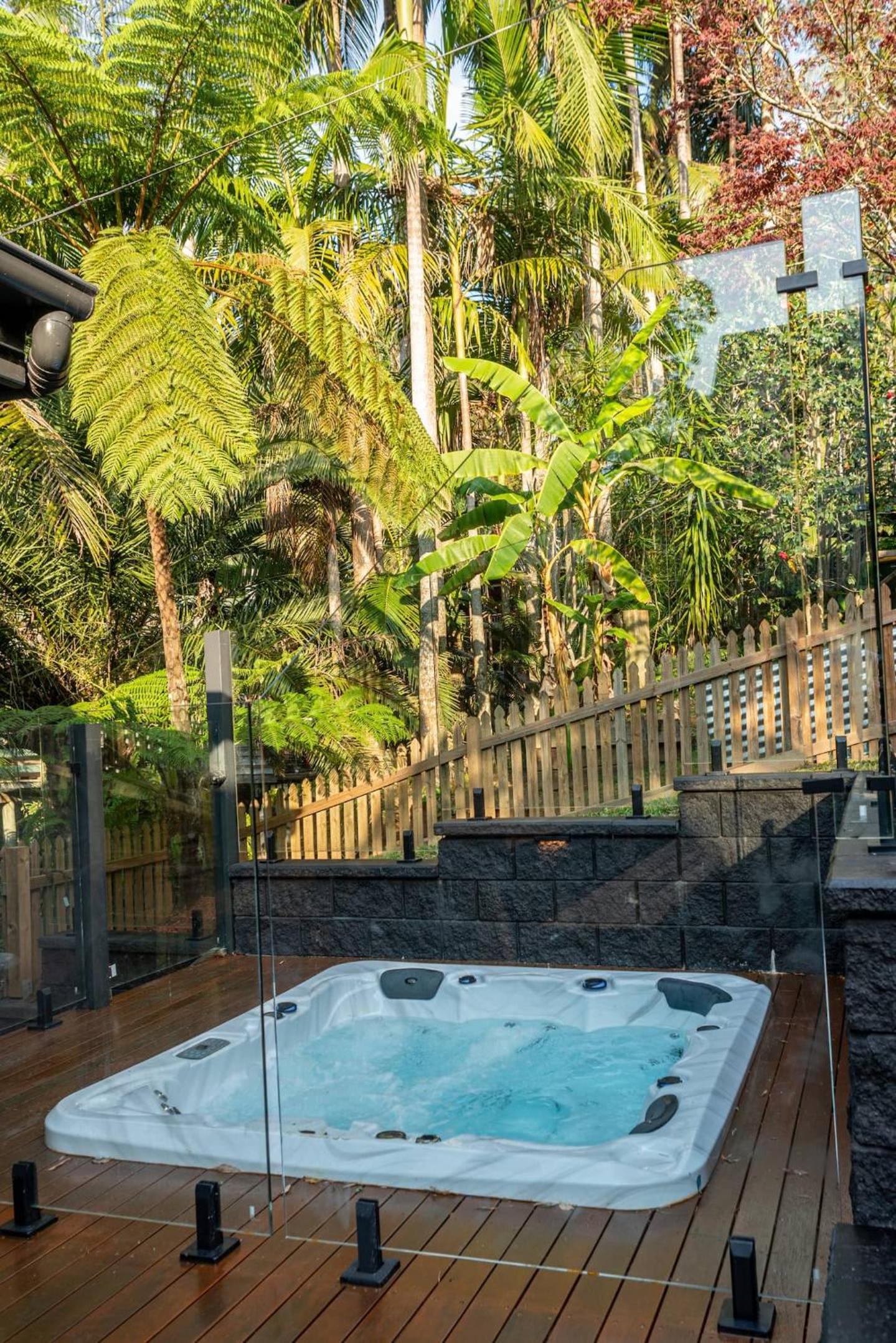 The Mountain Chalet - Hot Tub, Fireplace, Games