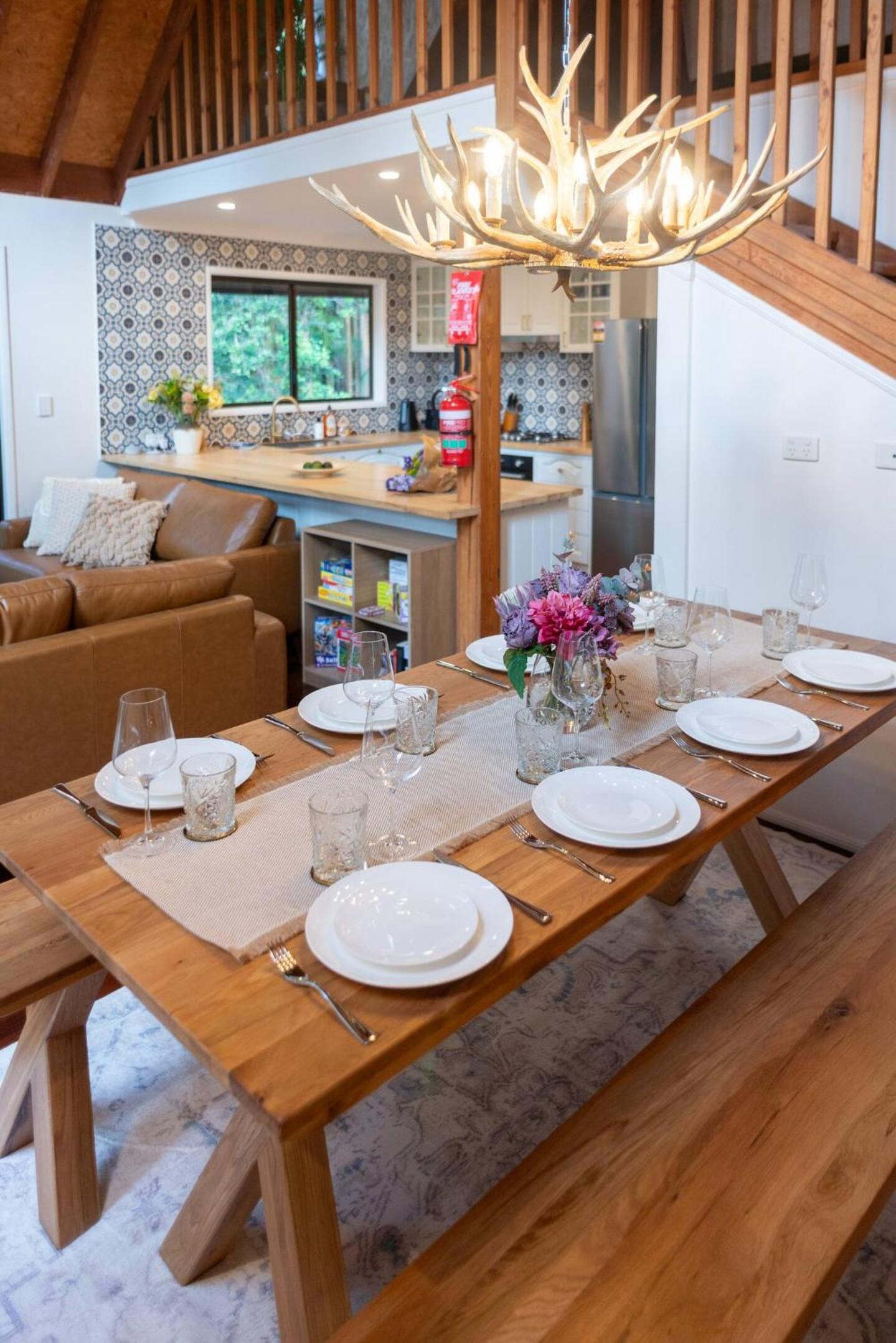 The Mountain Chalet - Hot Tub, Fireplace, Games
