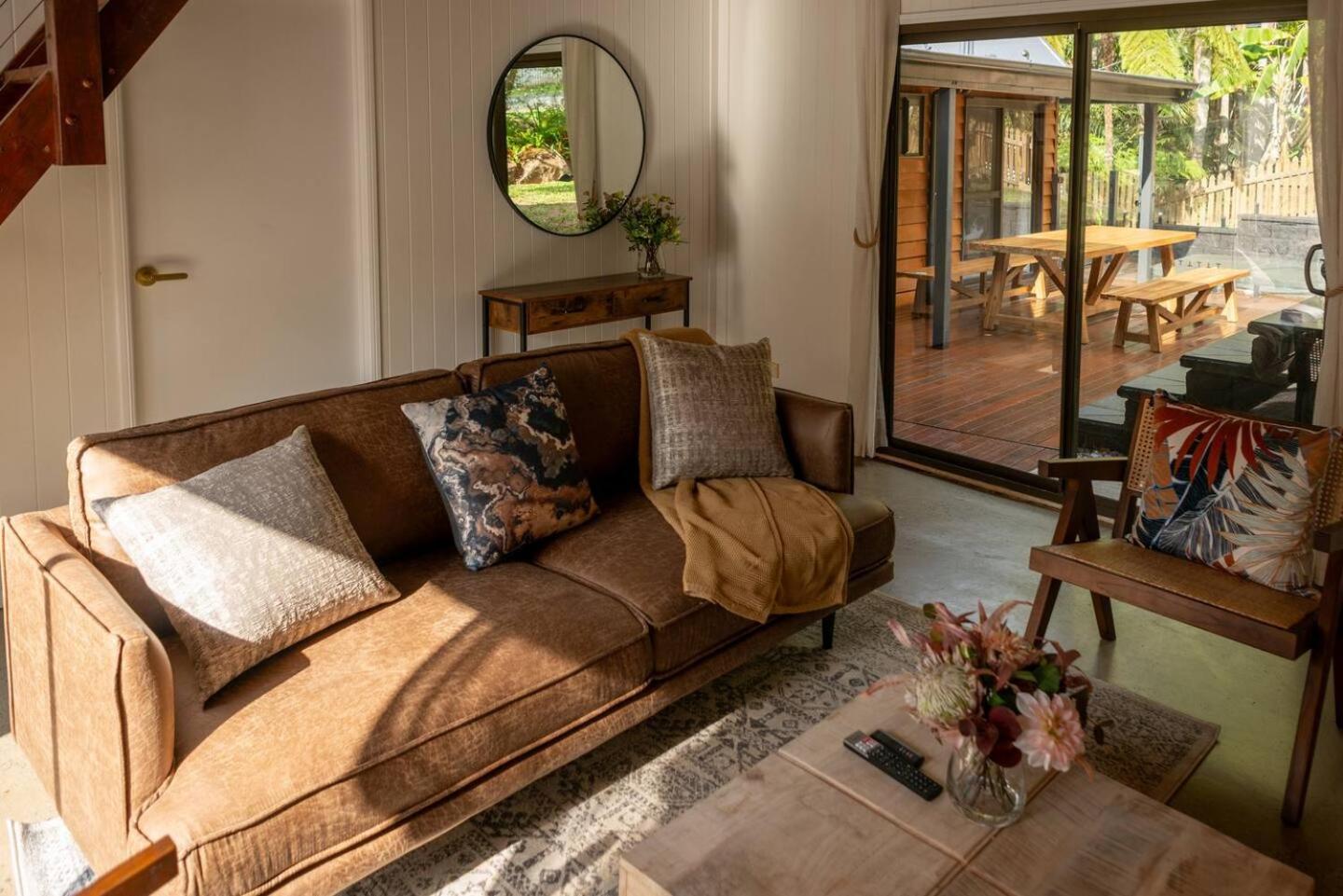 The Mountain Chalet - Hot Tub, Fireplace, Games