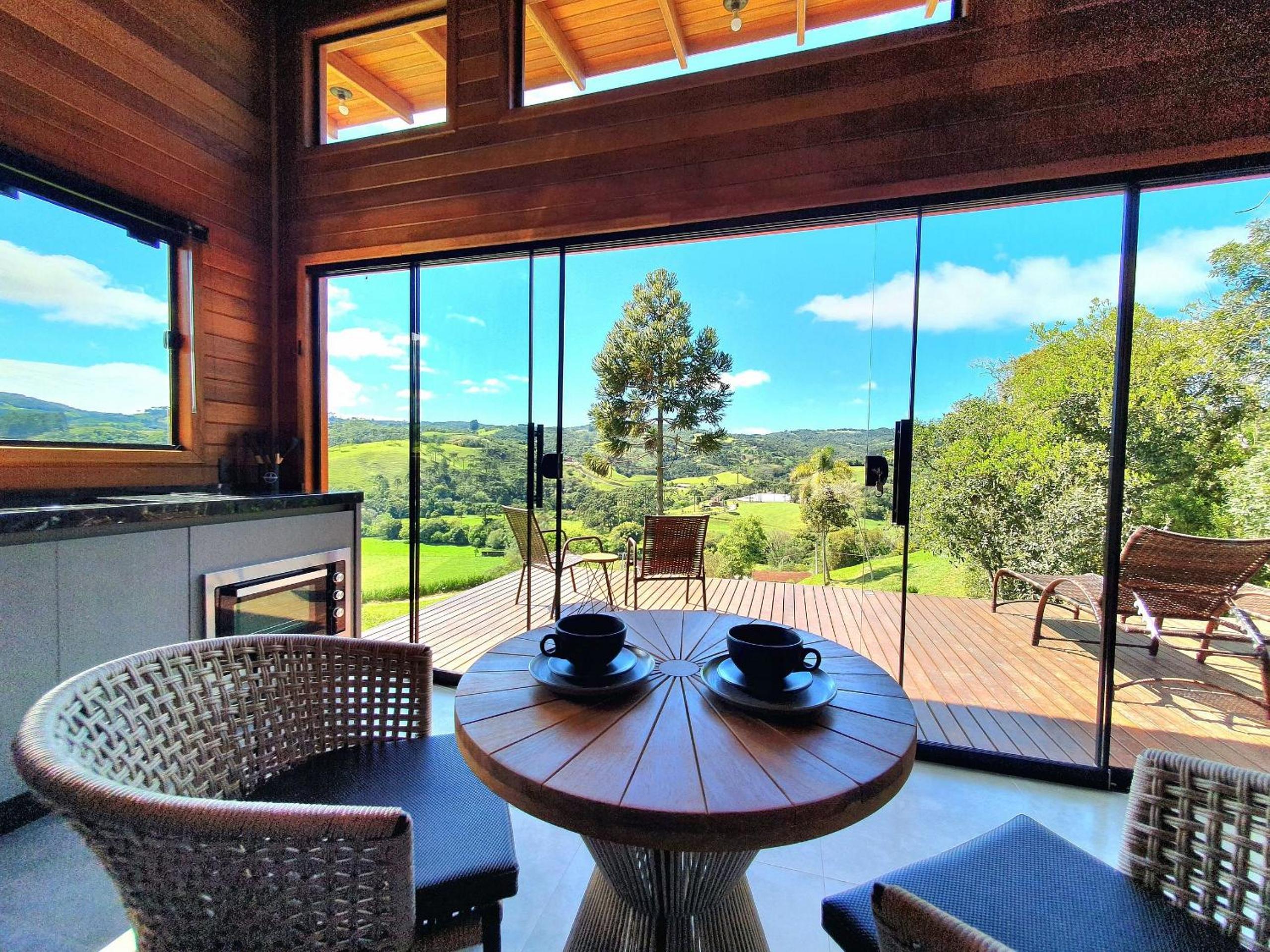 Cabana Bad Wolf - Rancho Queimado - SC