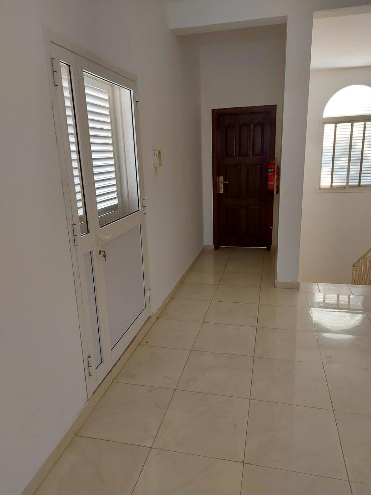 Luxury villa for rent in Heron