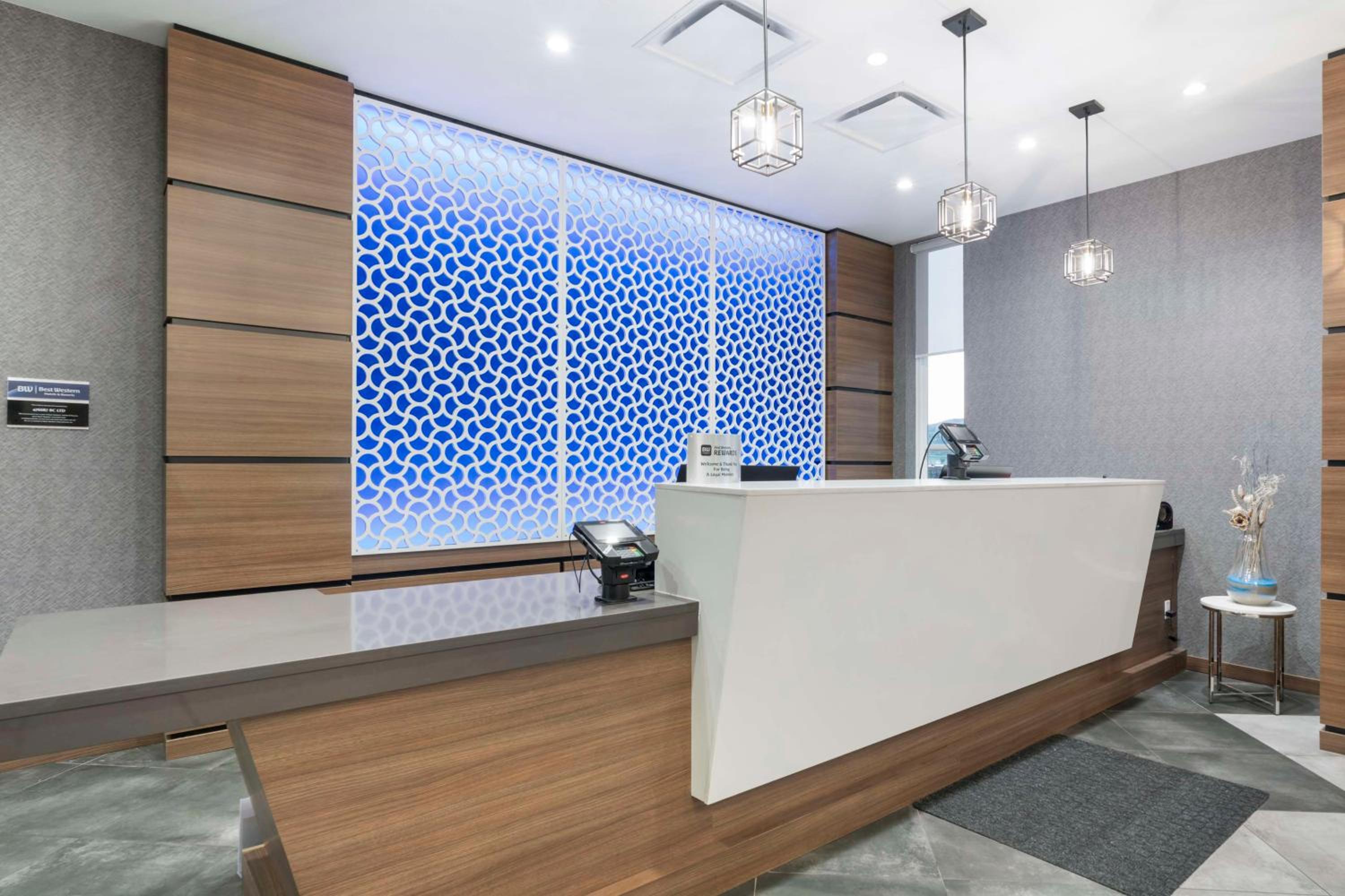 Vernon Vacations - Best Western Premier Route 97 Vernon - Property Image 57