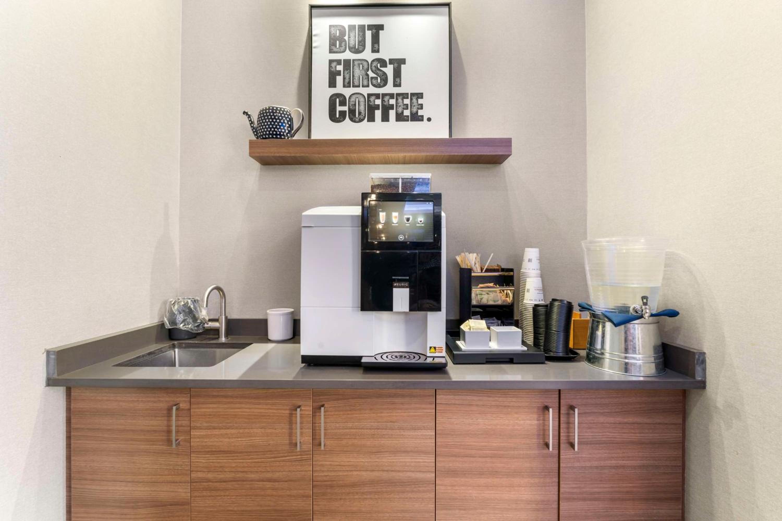 Vernon Vacations - Best Western Premier Route 97 Vernon - Property Image 55