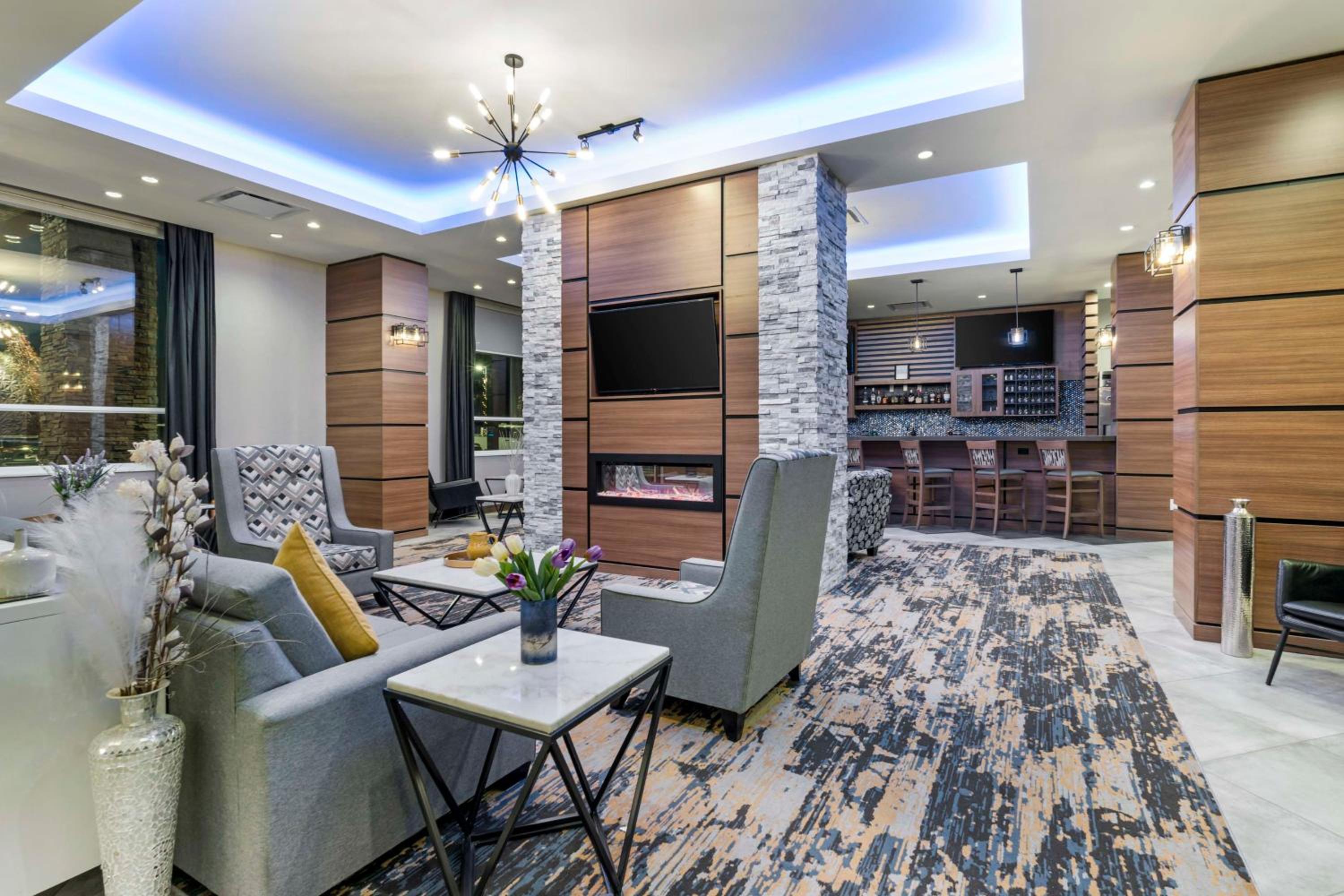 Vernon Vacations - Best Western Premier Route 97 Vernon - Property Image 28