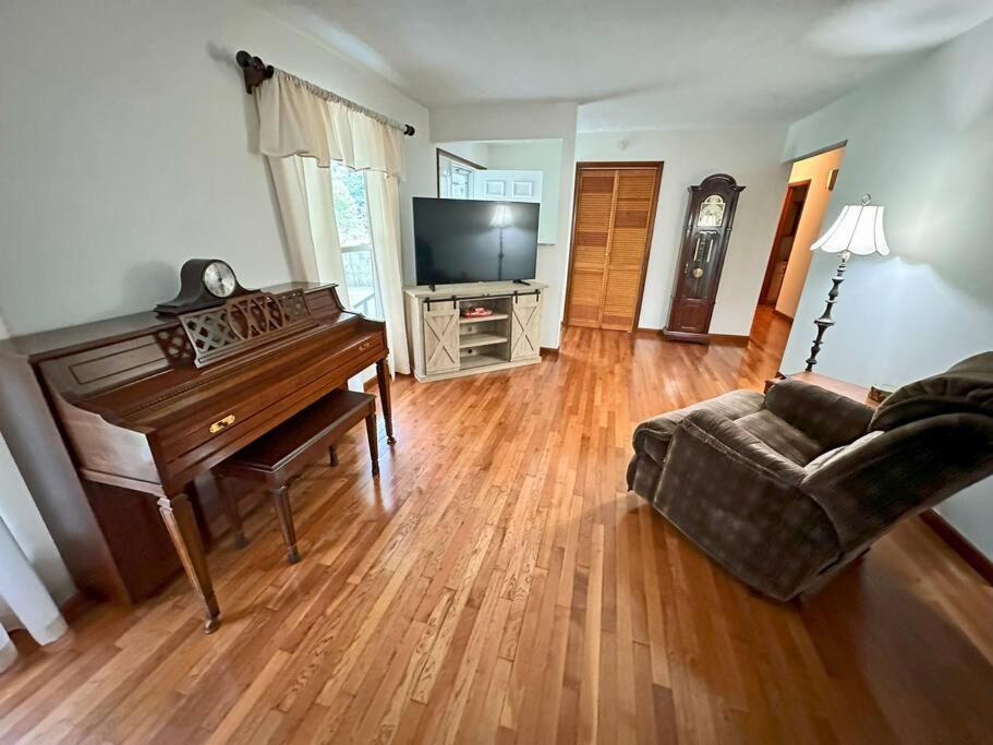 Buffalo Playhouse with game room view 4