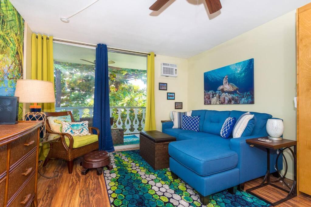 BOOK CHRISTMAS AND WINTER DATES HERE - ISLANDER CoNDOS