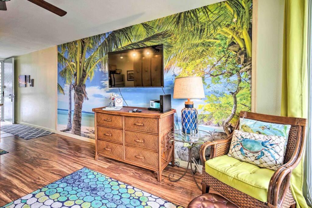 BOOK CHRISTMAS AND WINTER DATES HERE - ISLANDER CoNDOS