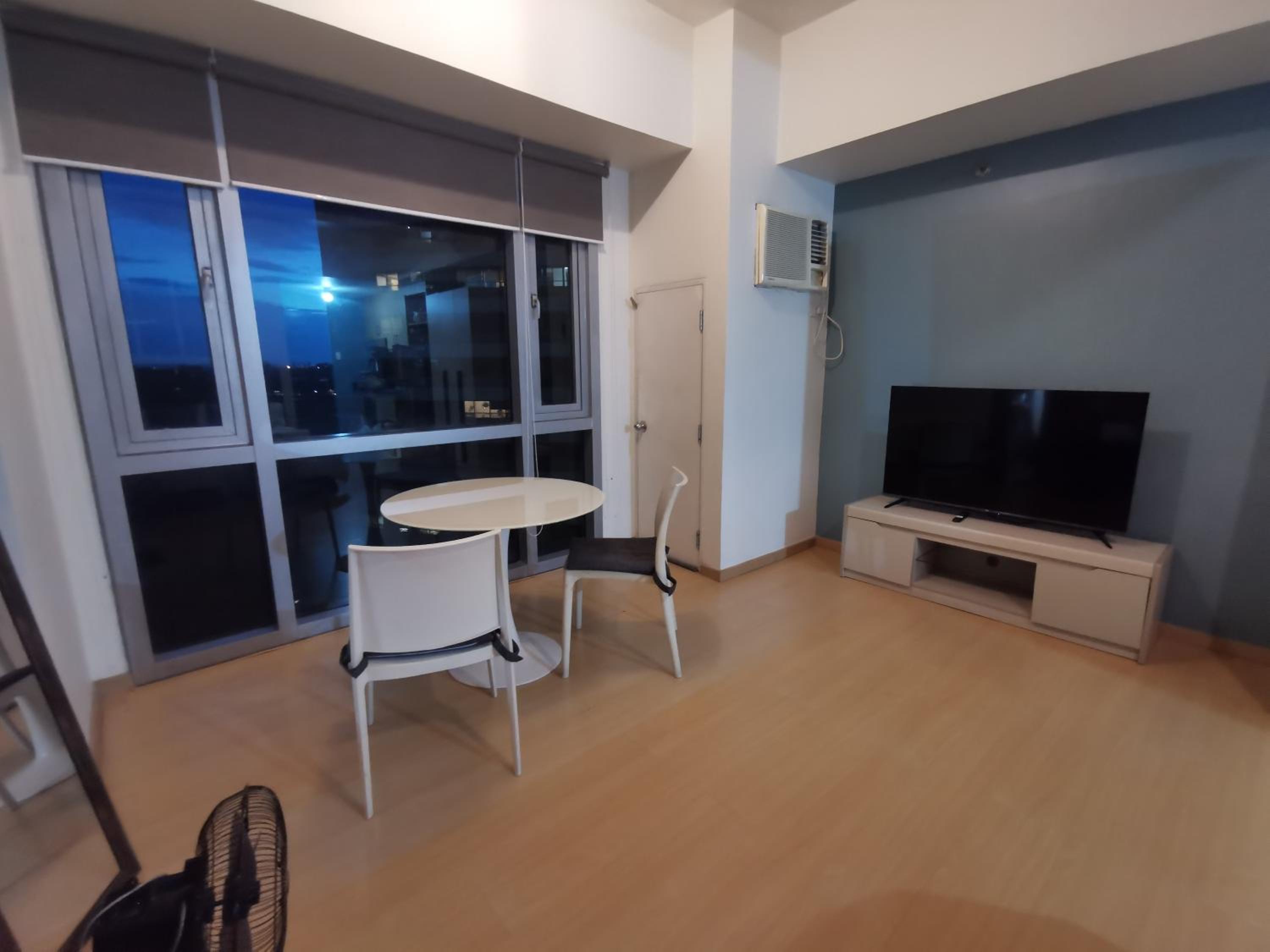 Caleze Properties AVANT at the Fort BGC Studio view 3