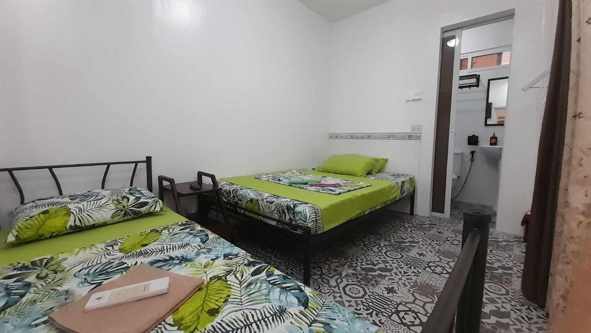 Liturs Travel Services homestay Rent a Car - Singcang view 3