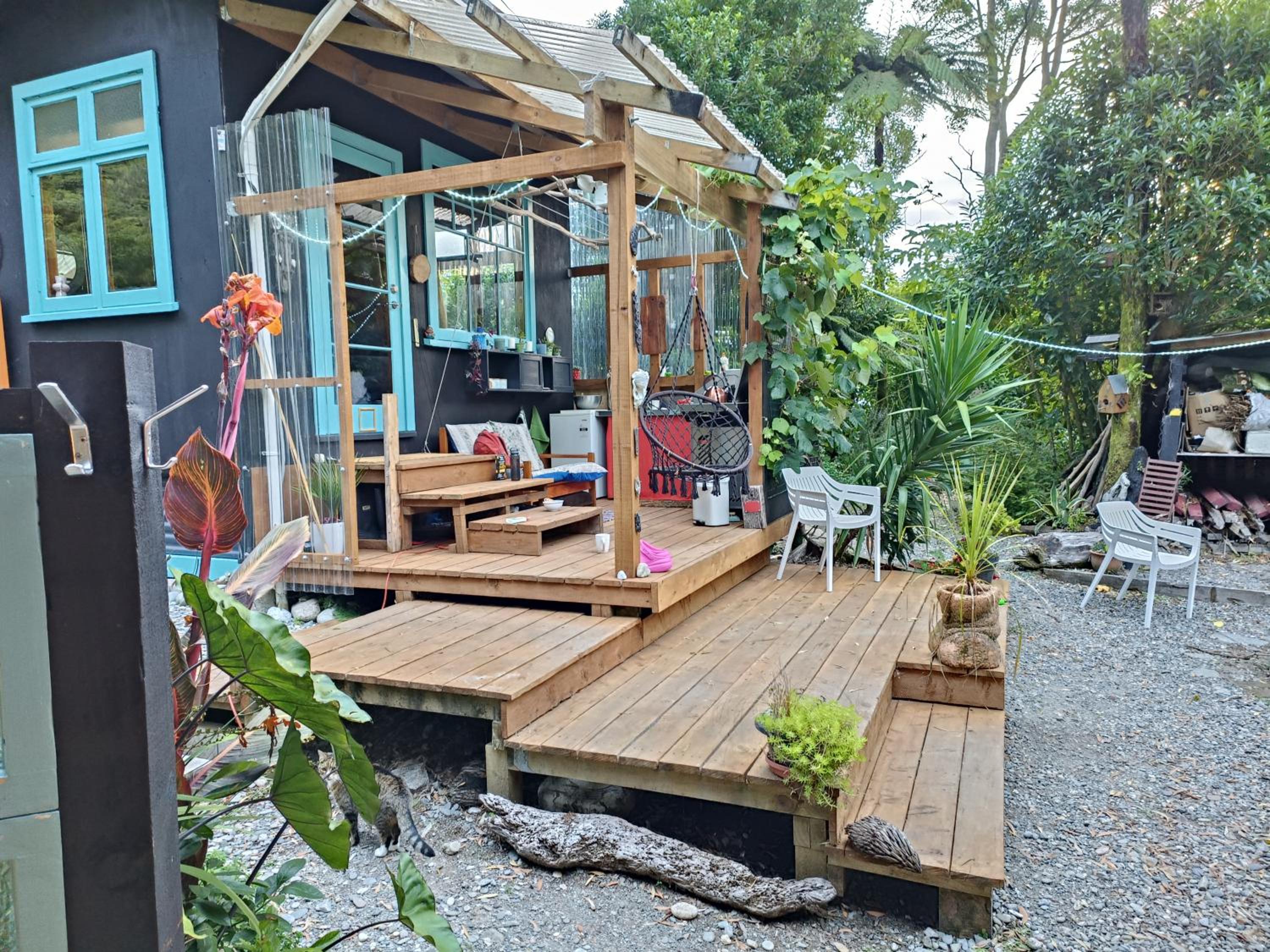 Gumboot Paradise Eco Stay view 4