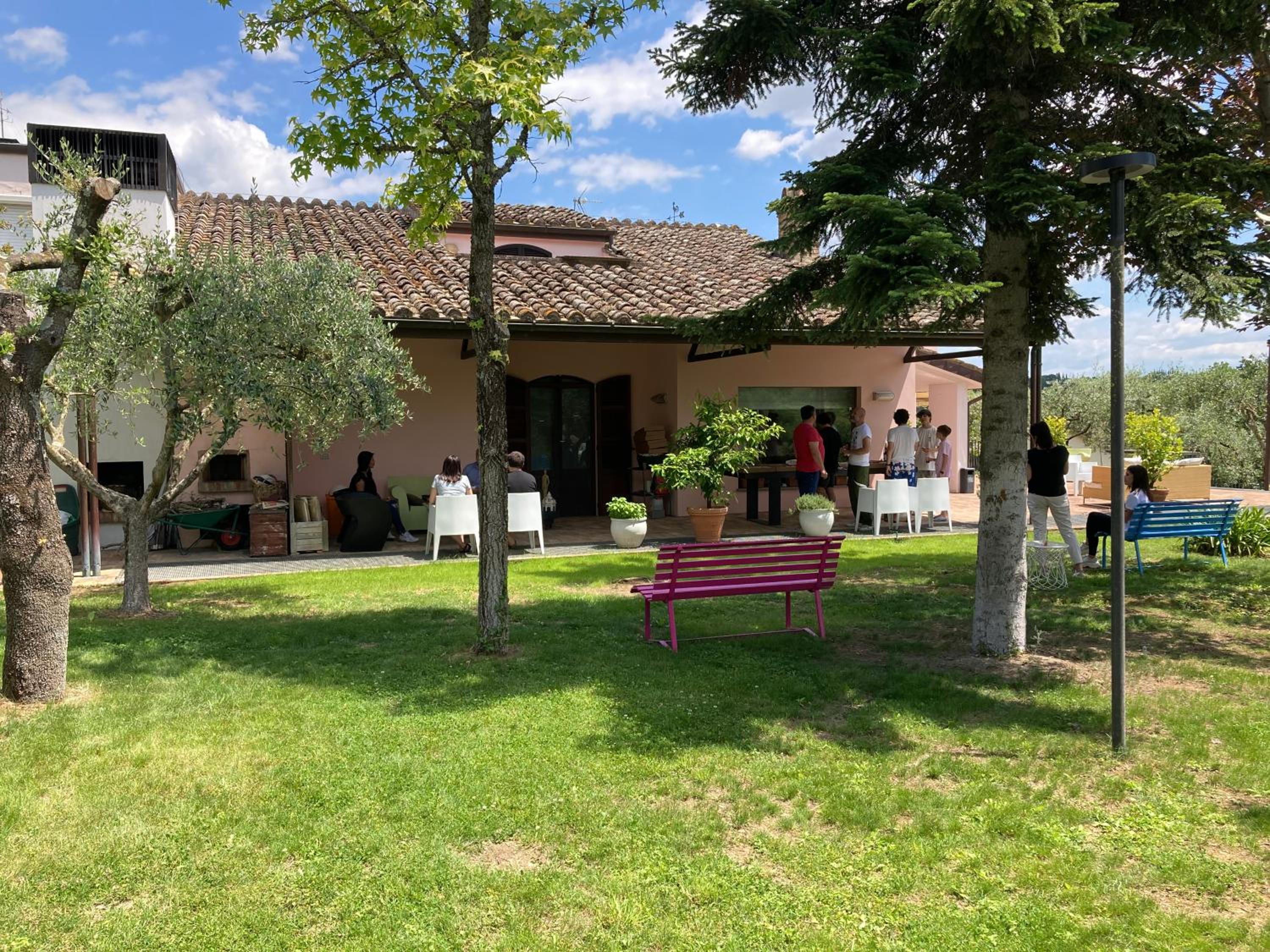 Photo 33