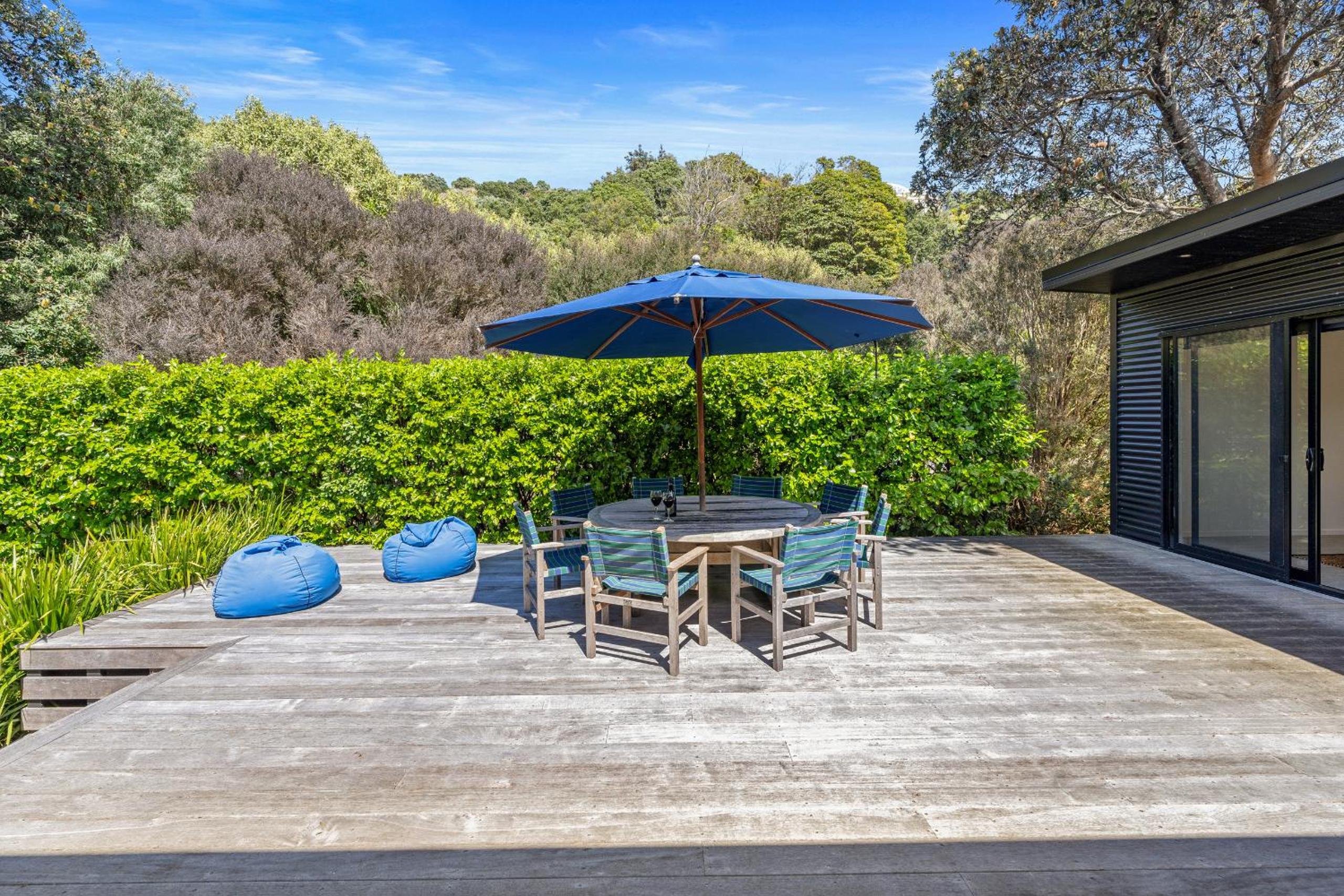 Tranquil Escape - Waihi Beach Holiday Home view 2