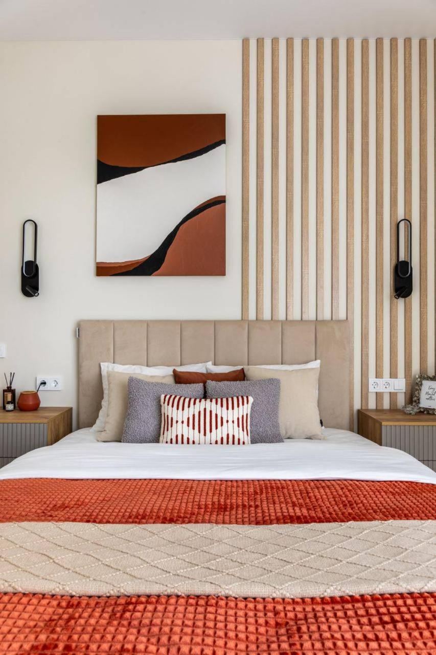 EXCLUSIVE APARTMENT Of ALMATY