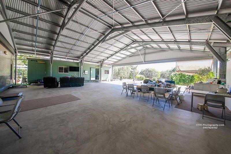 Coral Lodge on Acreage