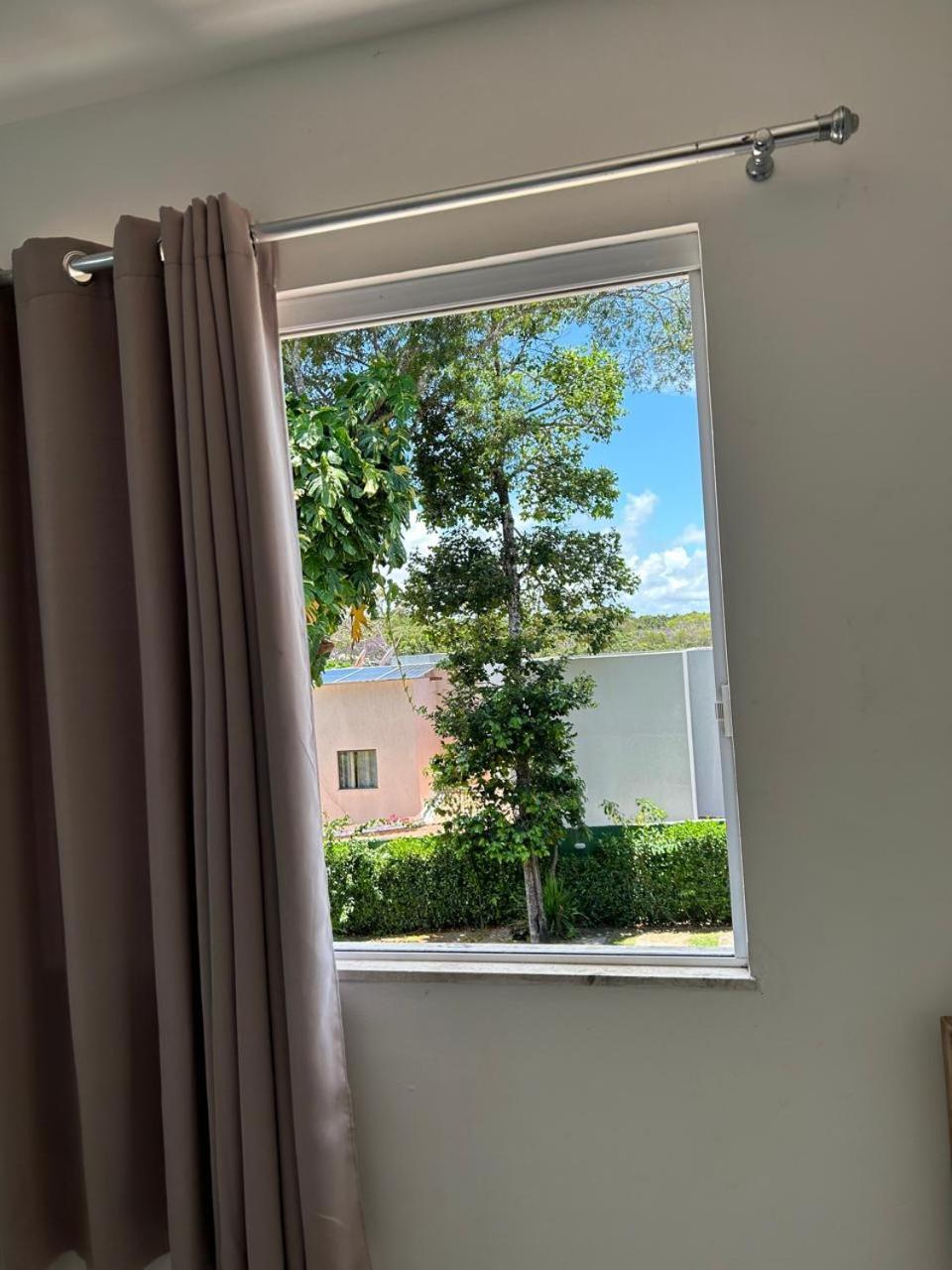 Casa ARuana ao Meio da Natureza na Reserva da Sapiranga a 7 km da vila de Praia do Forte