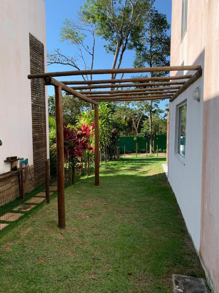 Casa ARuana ao Meio da Natureza na Reserva da Sapiranga a 7 km da vila de Praia do Forte