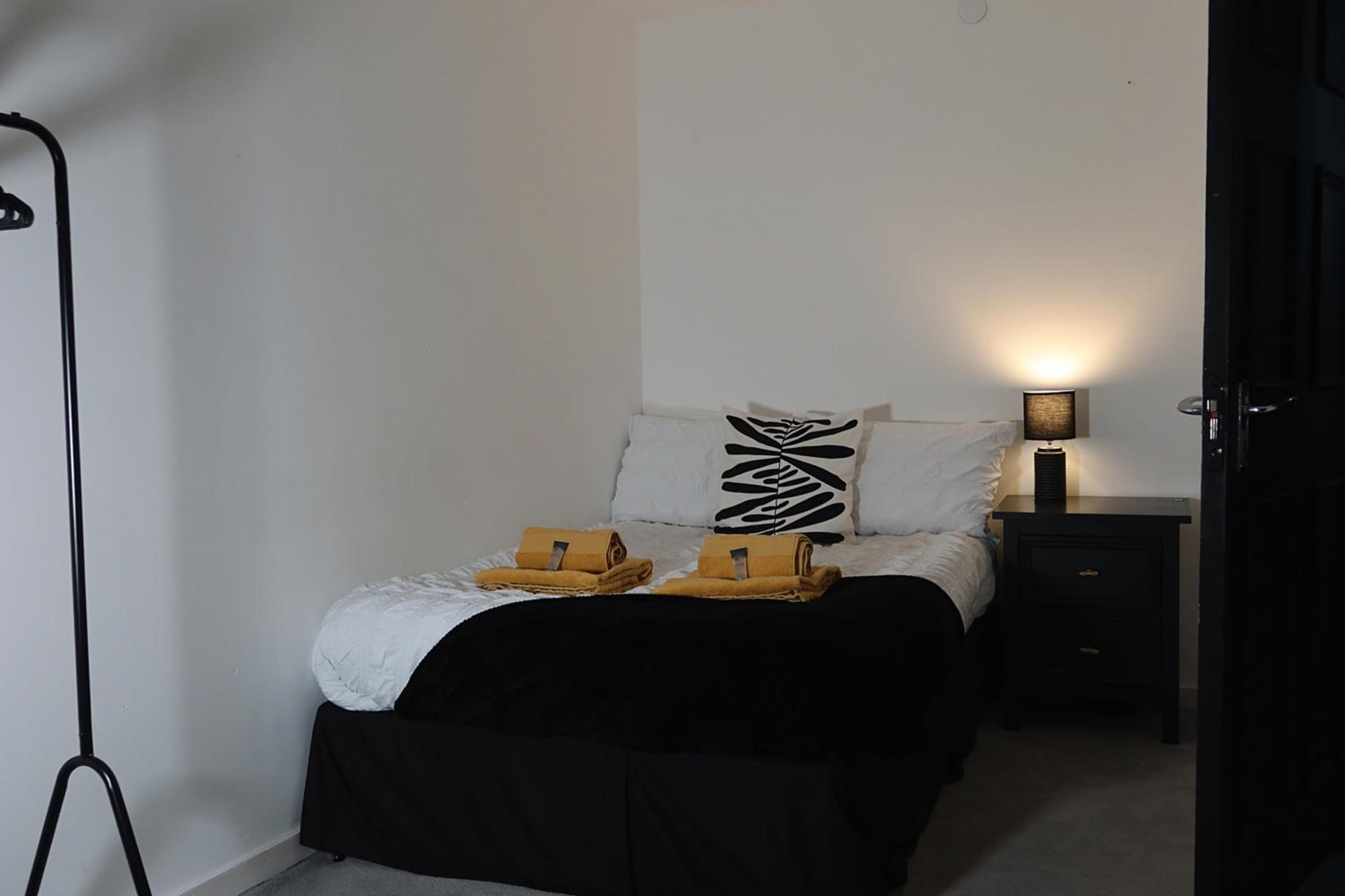 Newcastle City Centre 2BR Apartment, Walk away from Train Station view 4
