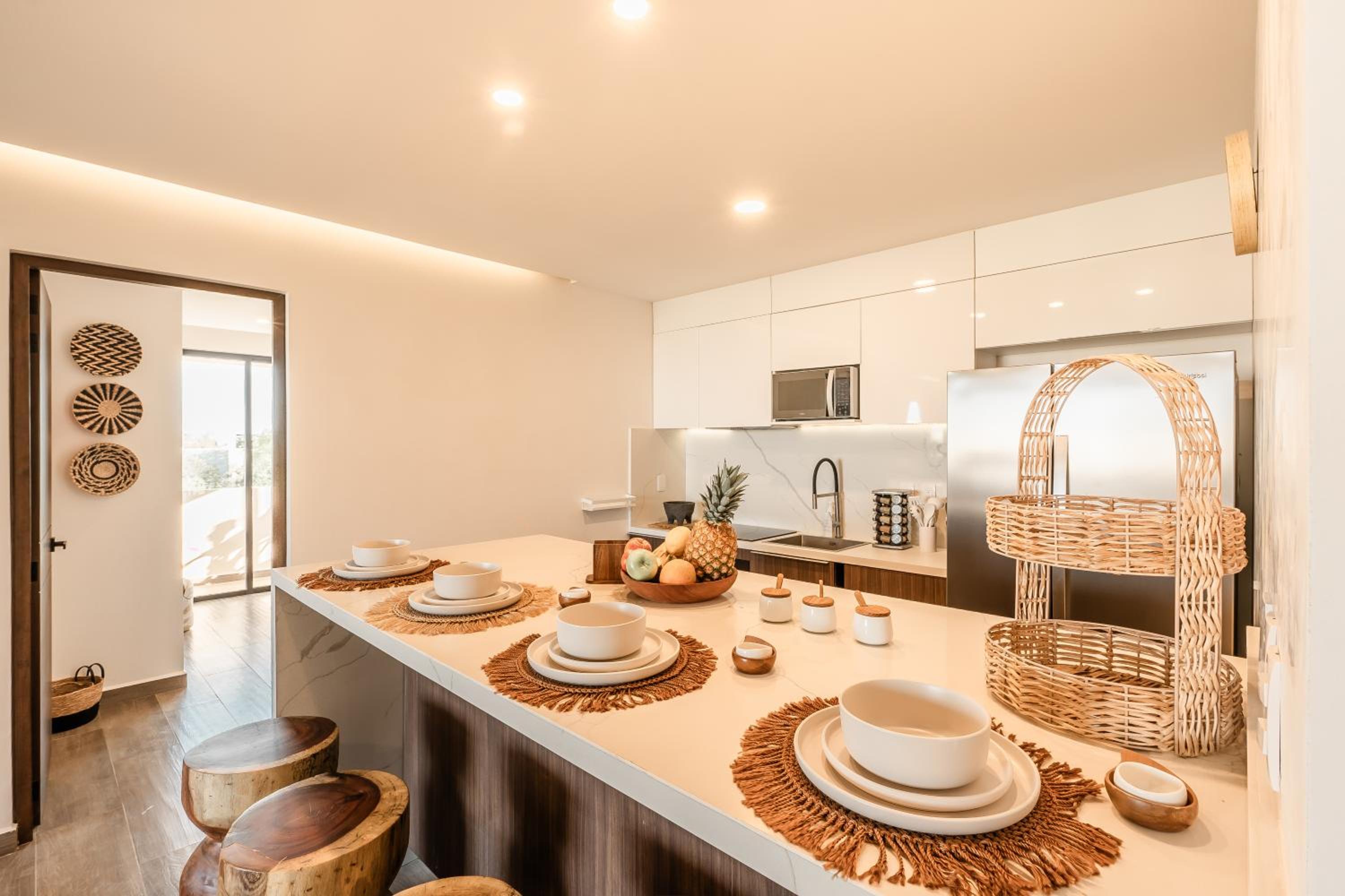 Deluxe 2-Story Penthouse Pool & BBQ Rooftop