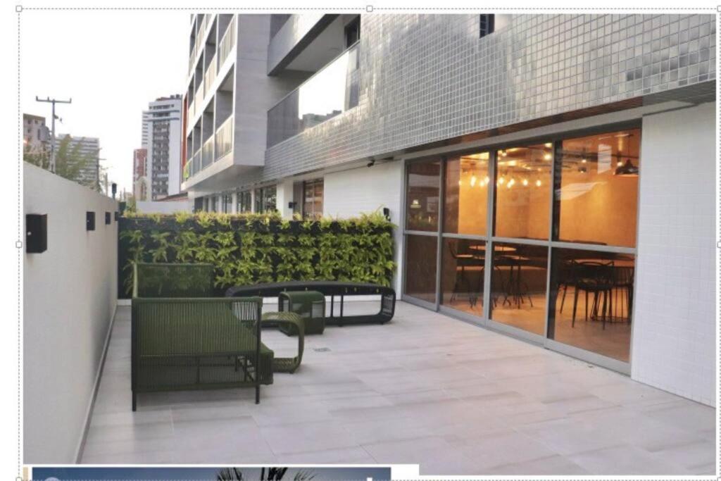 Aconchegante flat a 2 quadras do mar