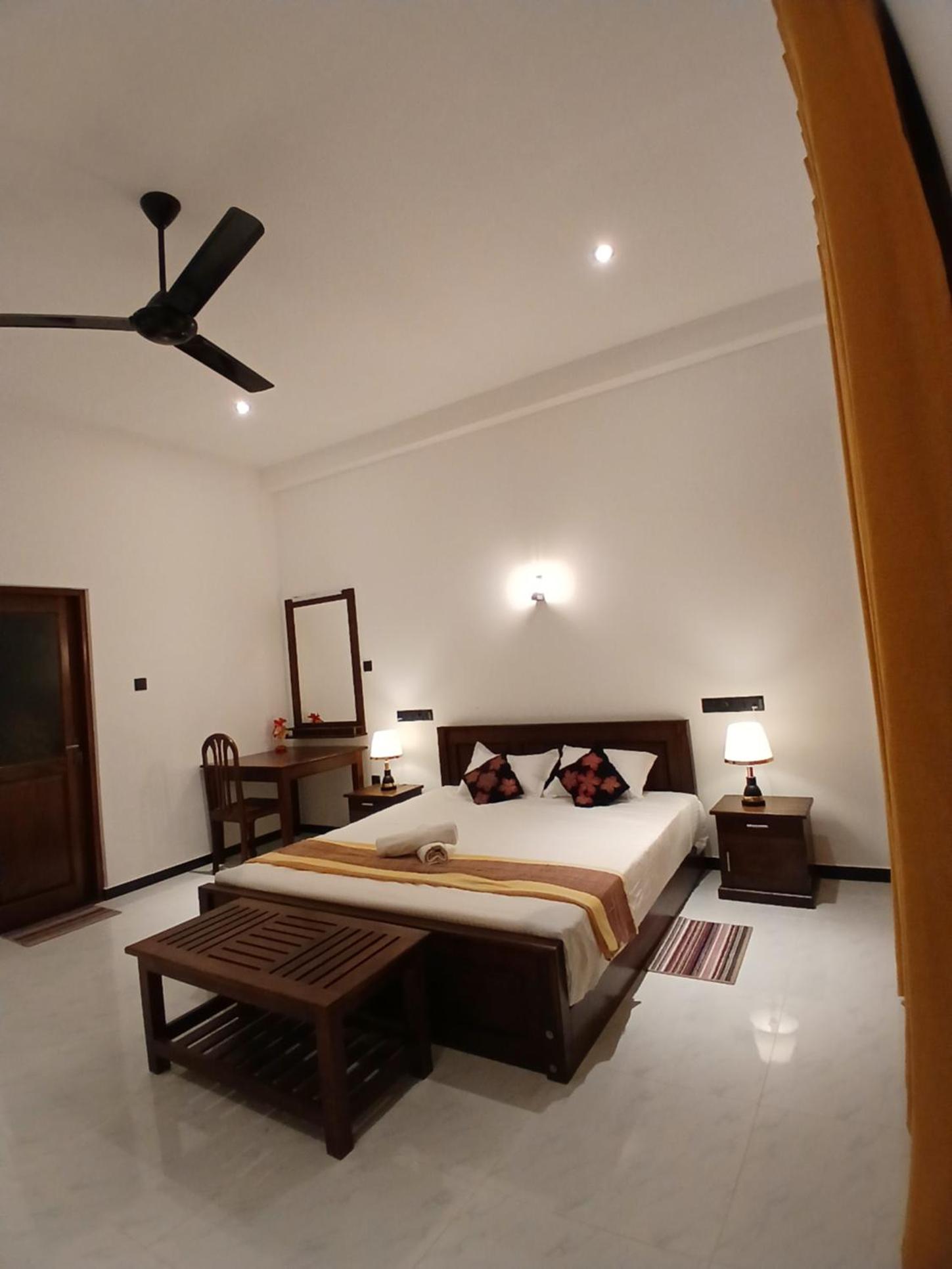 Coco Mount Residence - Hiriketiya view 3