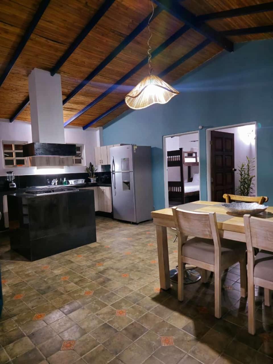 Finca Turistica Completa Tierra Nueva, a 5m del Parque Arrieros y 20m del Parque del Cafe y Panaca conectate con la naturaleza y disfruta de un lugar unico