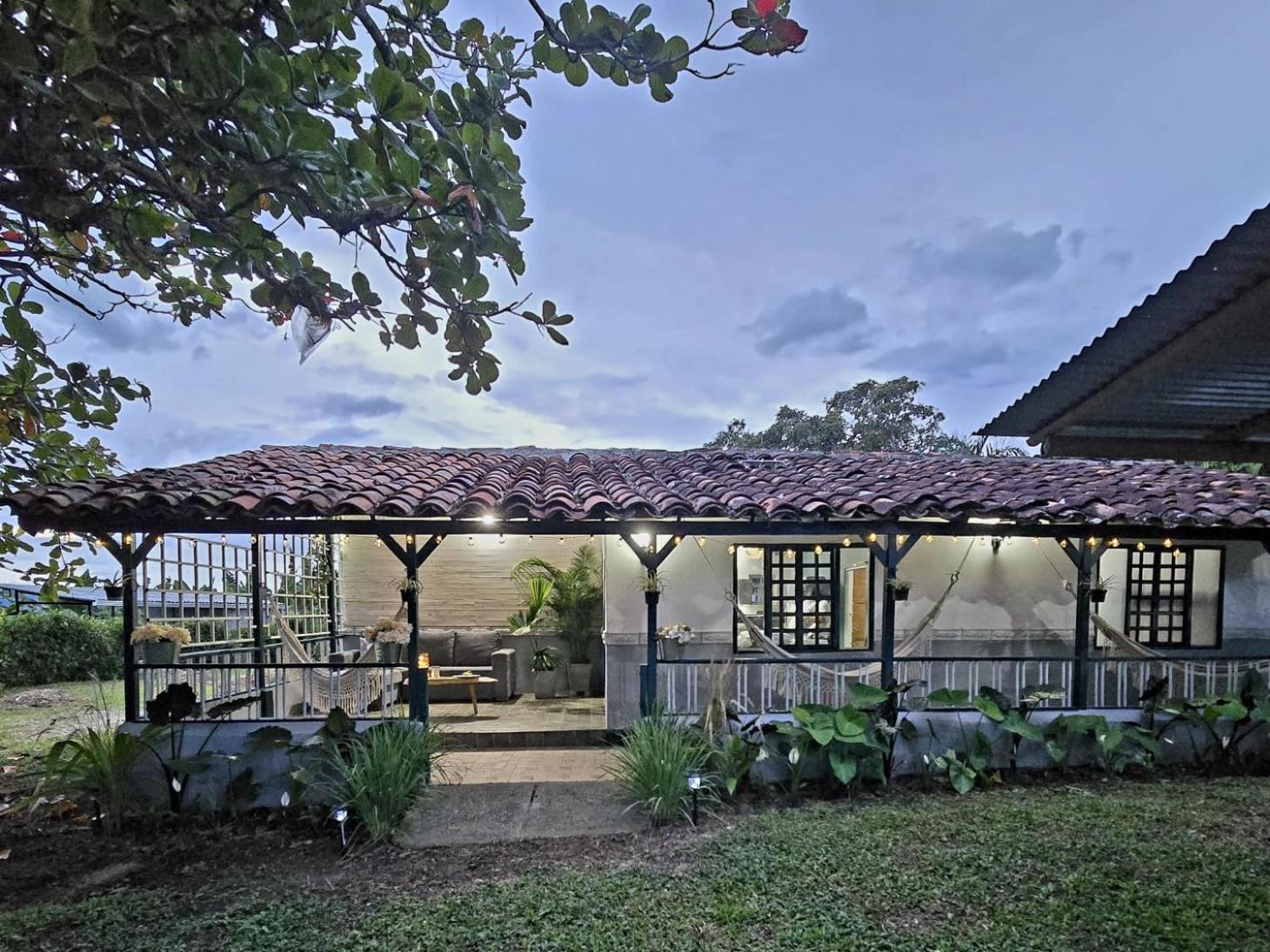 Finca Turistica Completa Tierra Nueva, a 5m del Parque Arrieros y 20m del Parque del Cafe y Panaca conectate con la naturaleza y disfruta de un lugar unico