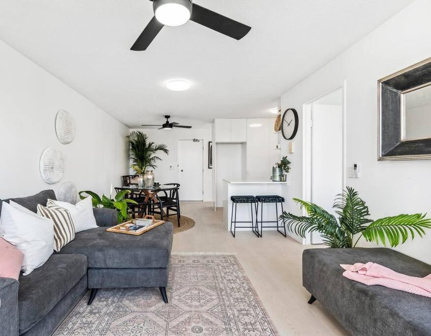 Luxe 2 Bedroom Oceanview Retreat on Fern