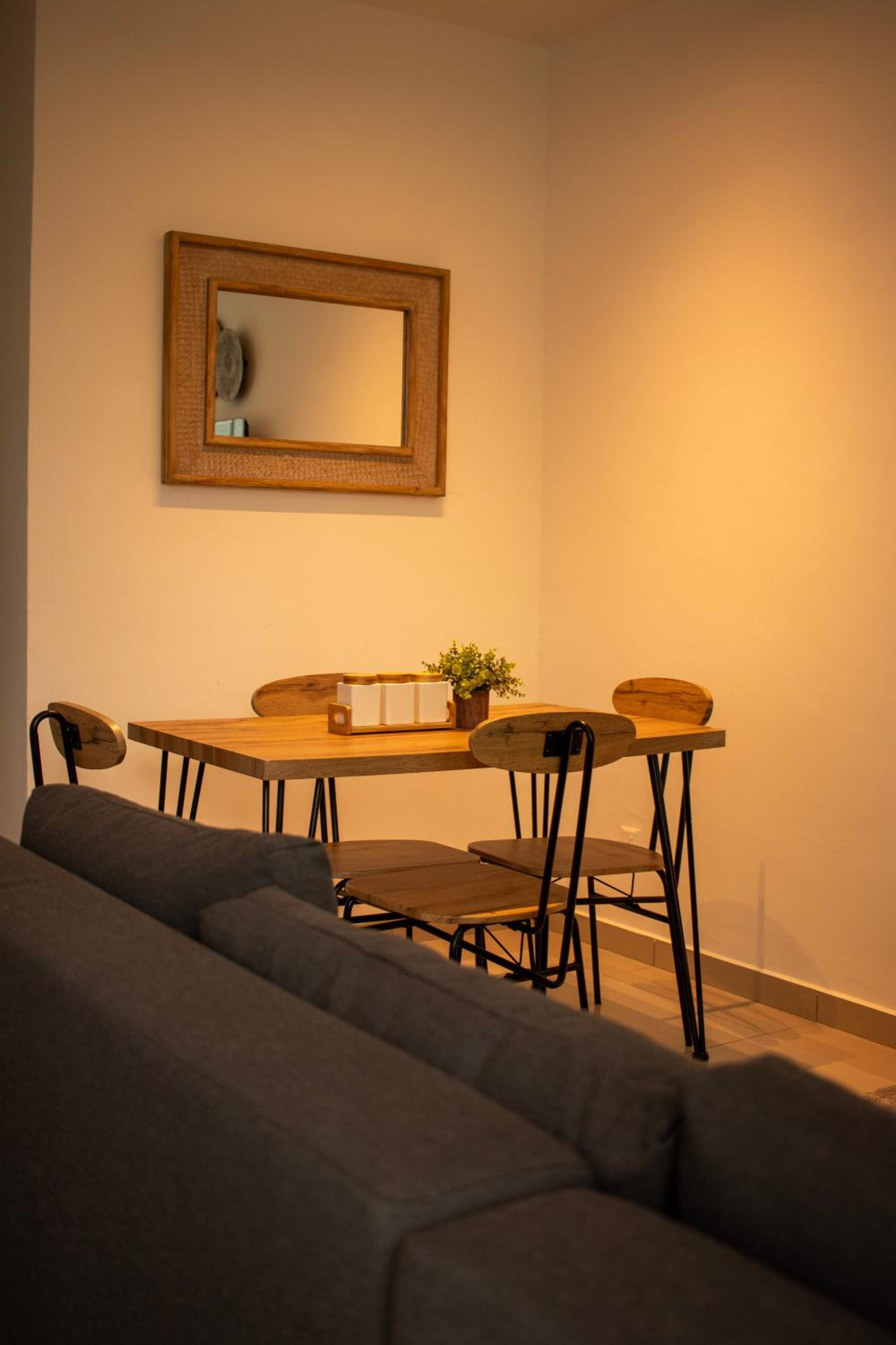 MARI Suites photo 8