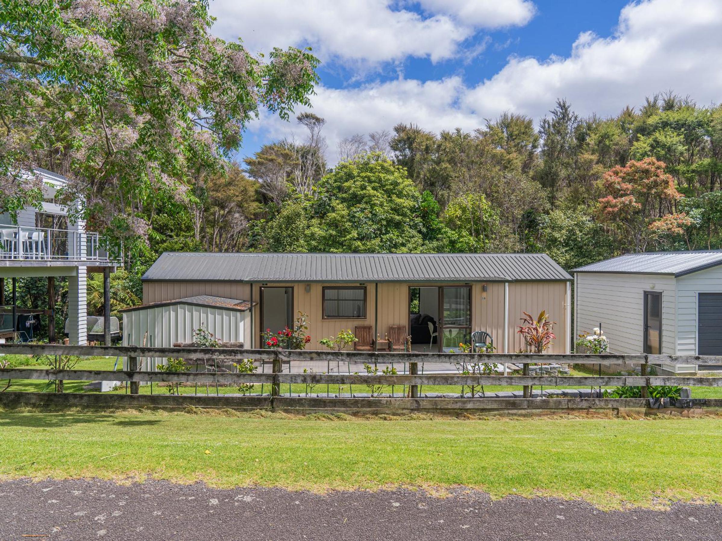 Rewa Rewa Retreat - Tairua Holiday Home view 4