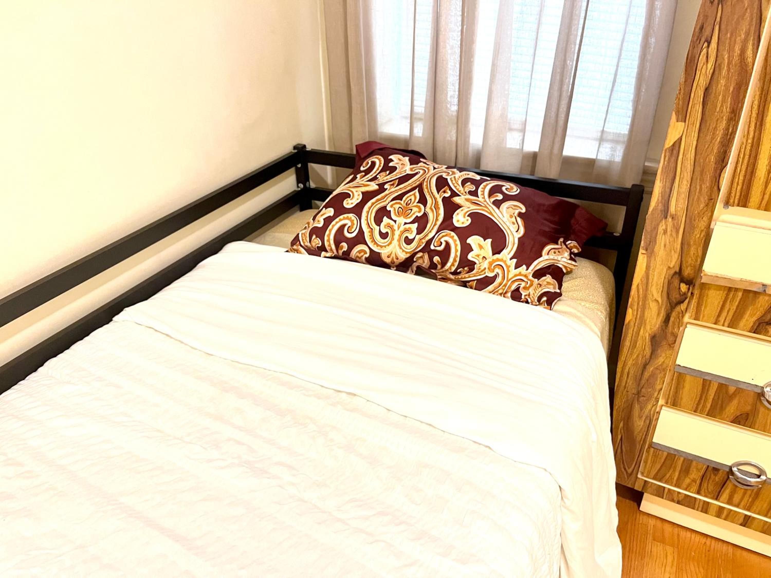 Single Bed Share Room by Month Manhattan