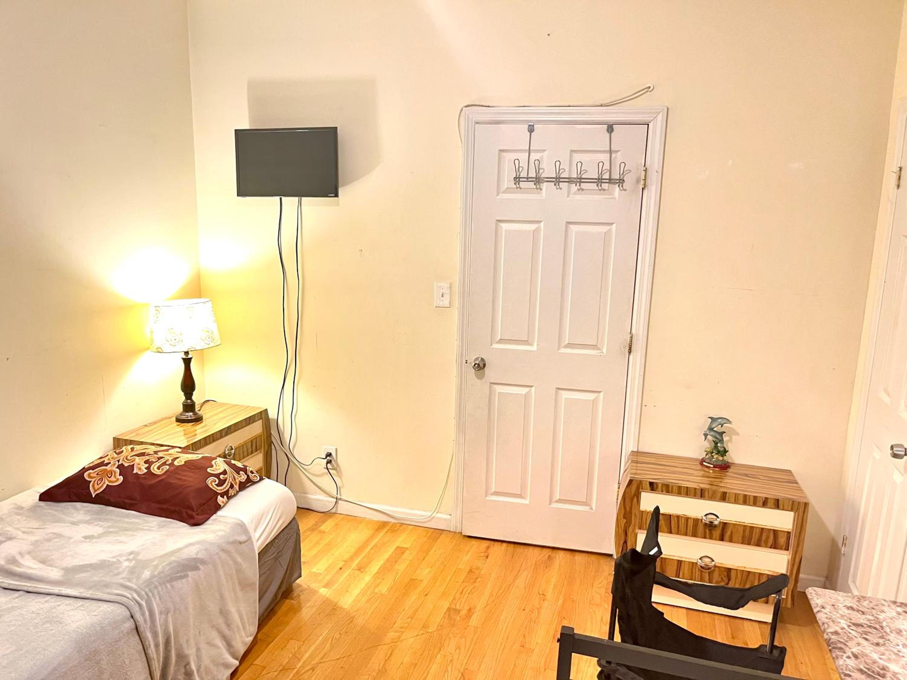 Single Bed Share Room by Month Manhattan