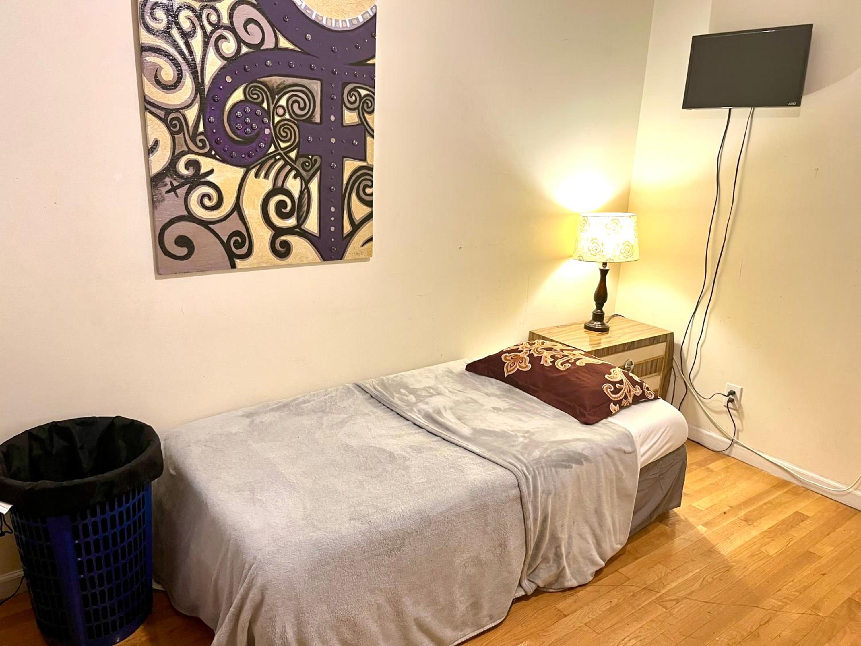 Single Bed Share Room by Month Manhattan