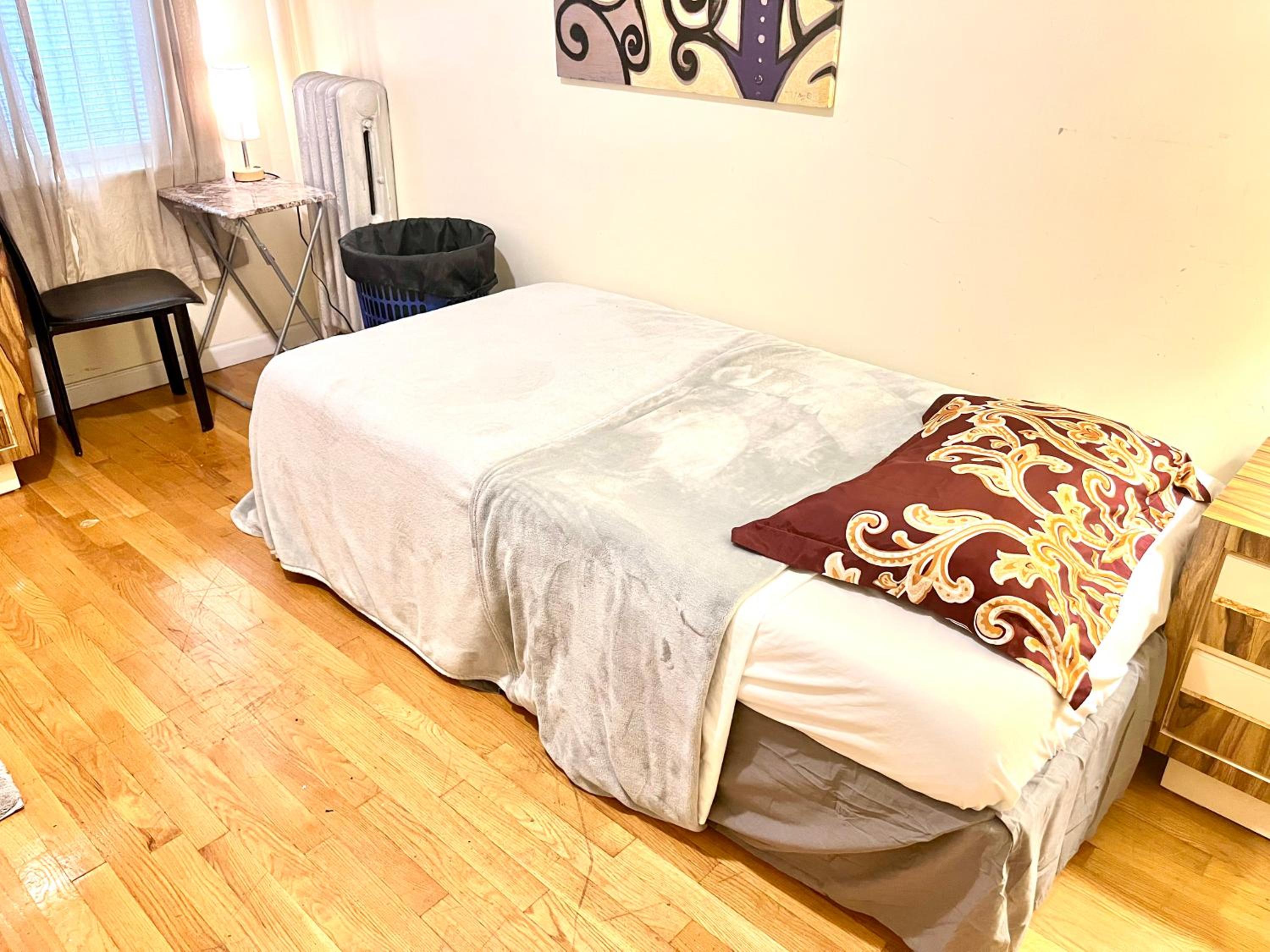 Single Bed Share Room by Month Manhattan