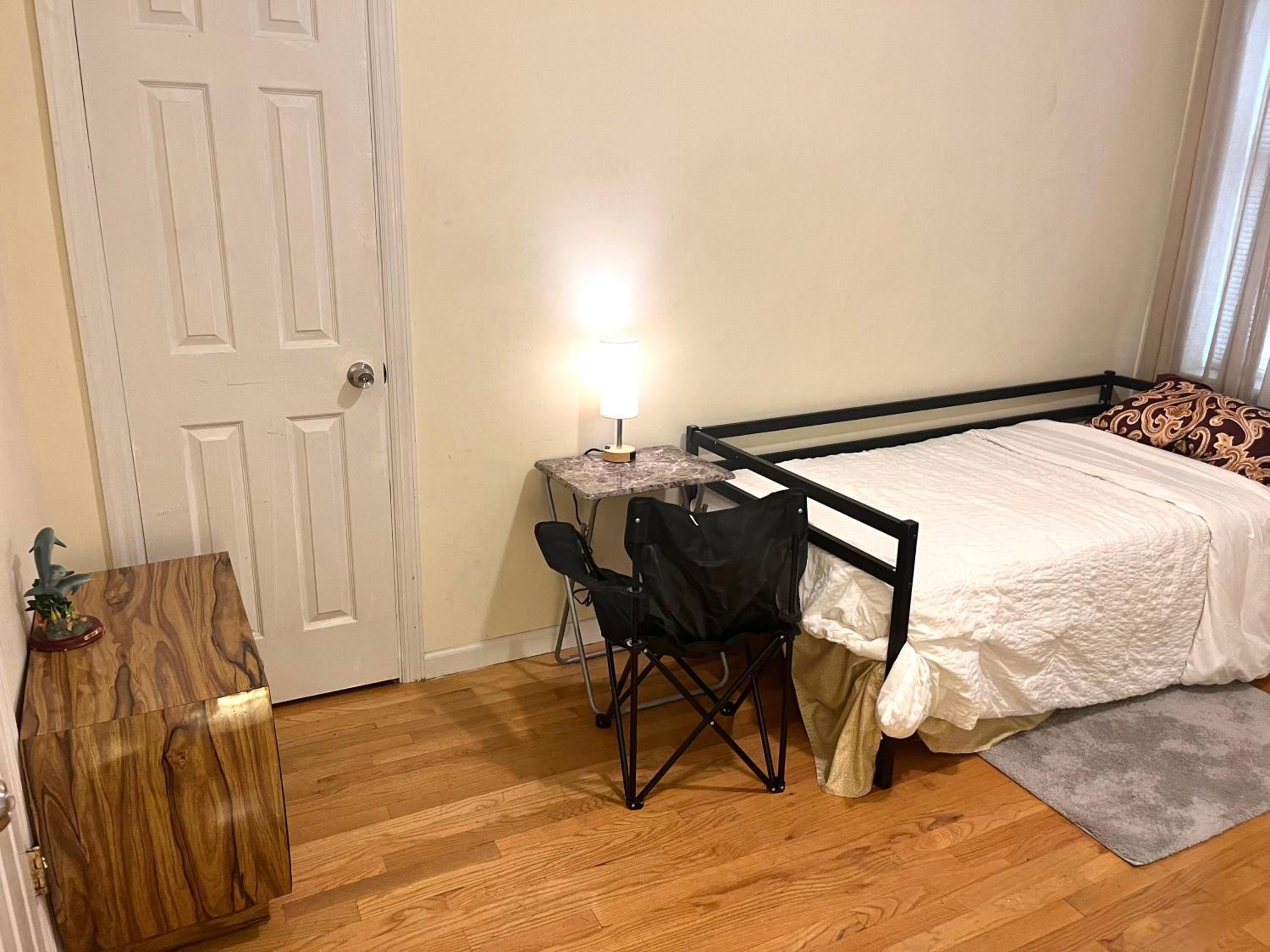 Single Bed Share Room by Month Manhattan