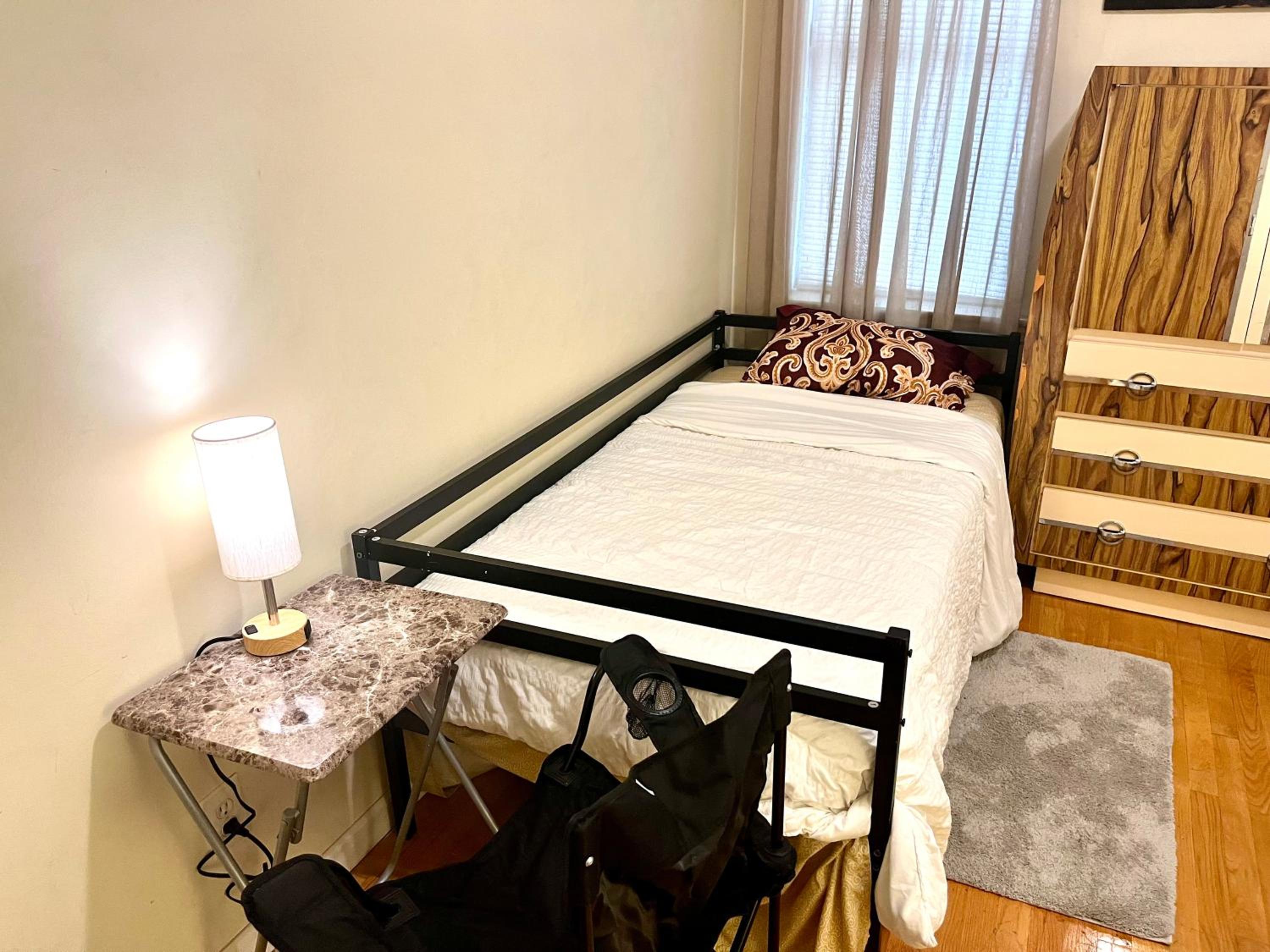 Single Bed Share Room by Month Manhattan