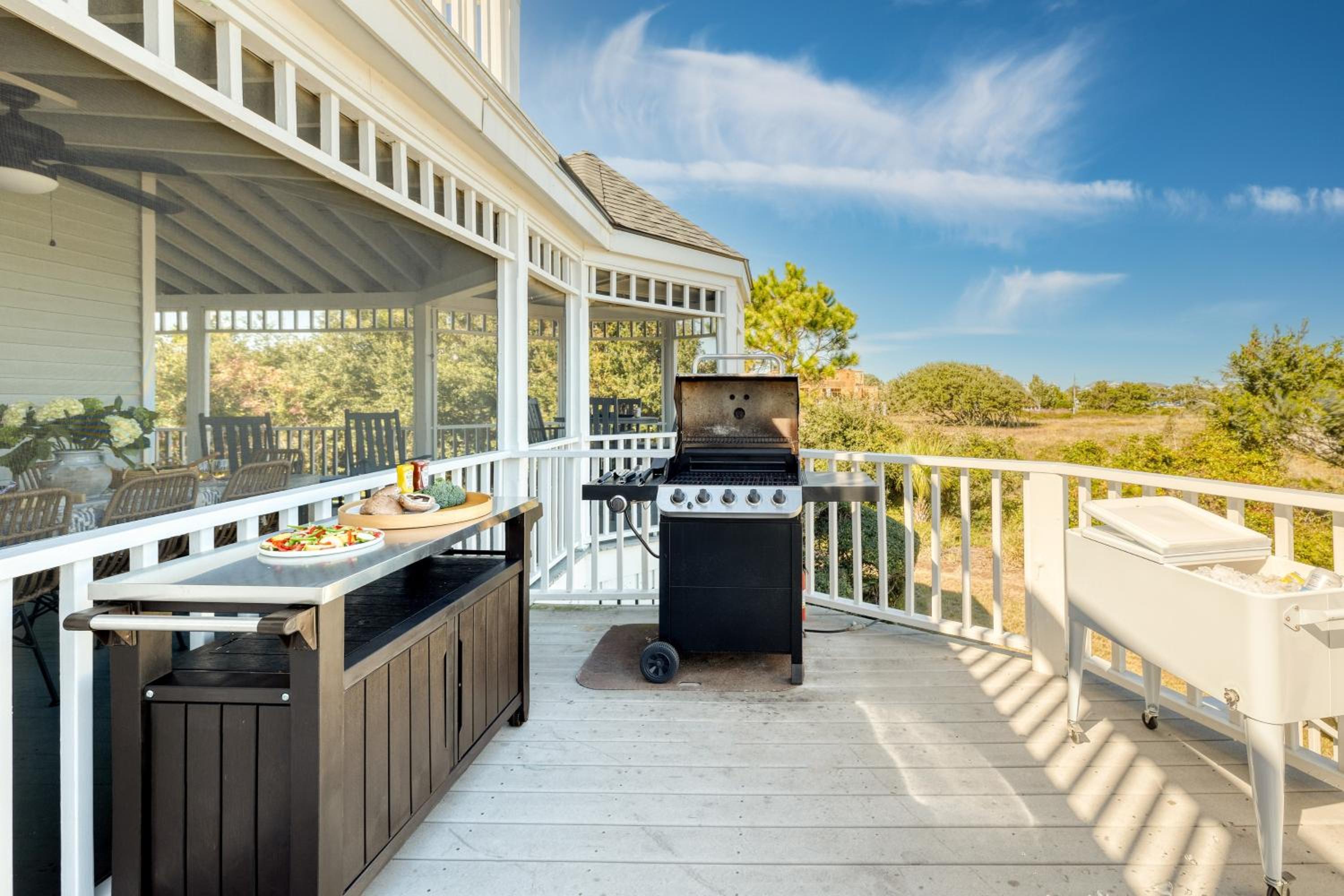 Haven by AvantStay Luxury Beachfront Home w Pool Gorgeous Patios